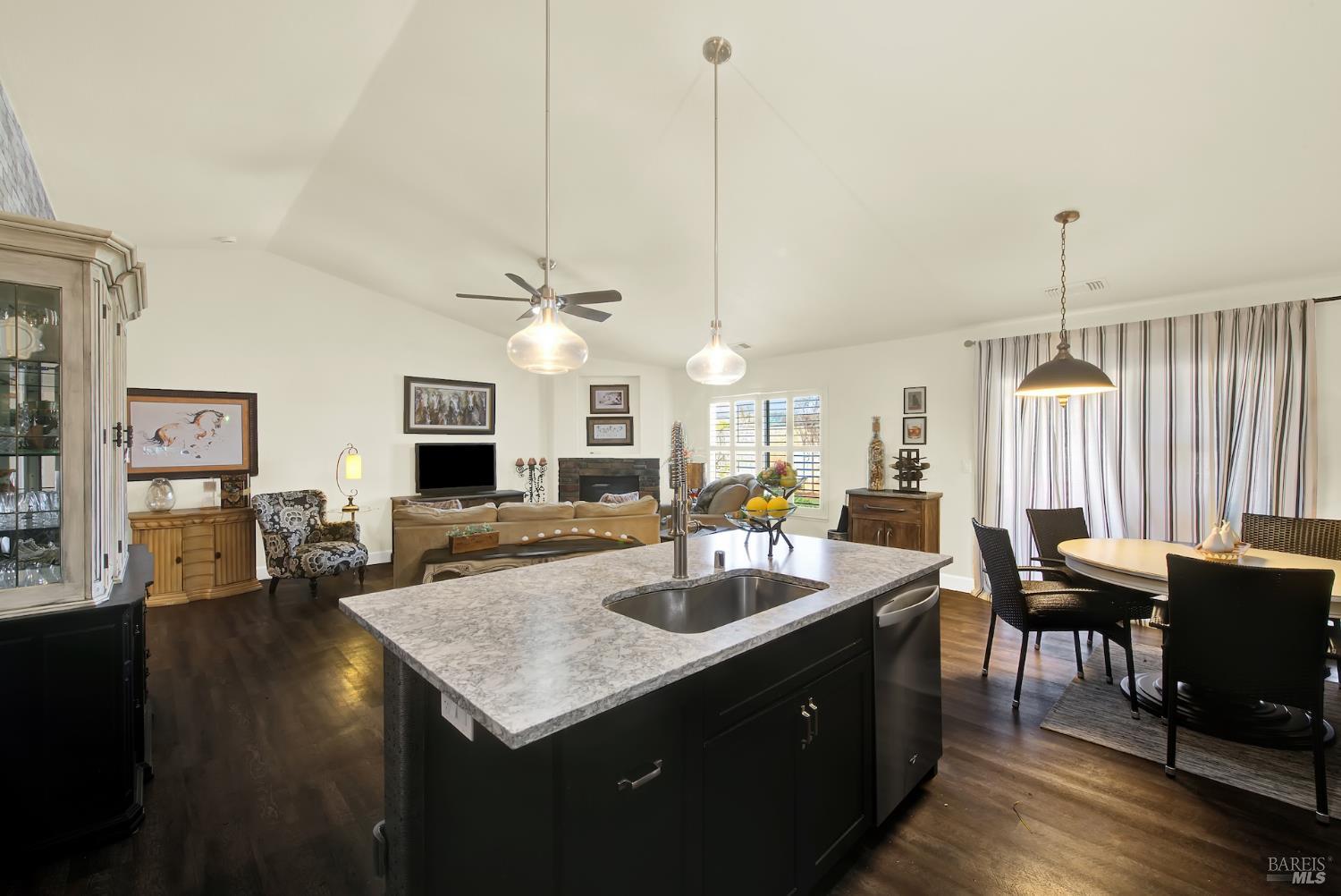 Detail Gallery Image 35 of 77 For 360 Grand Canyon Dr, Vacaville,  CA 95687 - 2 Beds | 2 Baths