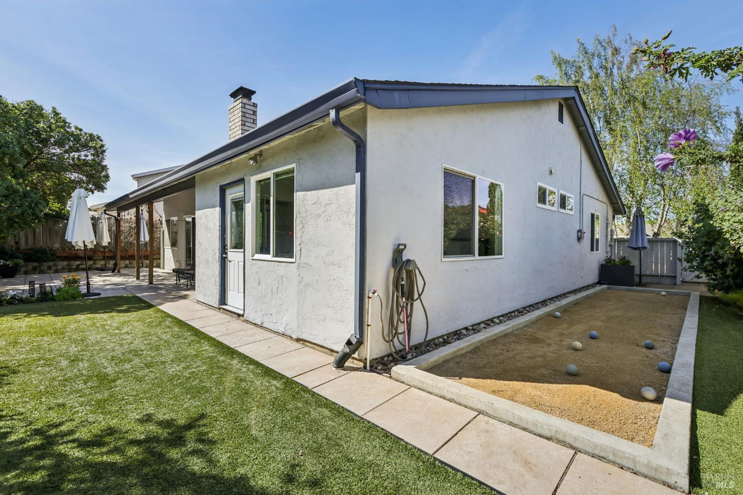 Detail Gallery Image 38 of 66 For 212 Eaton Ct, Benicia,  CA 94510 - 3 Beds | 2 Baths