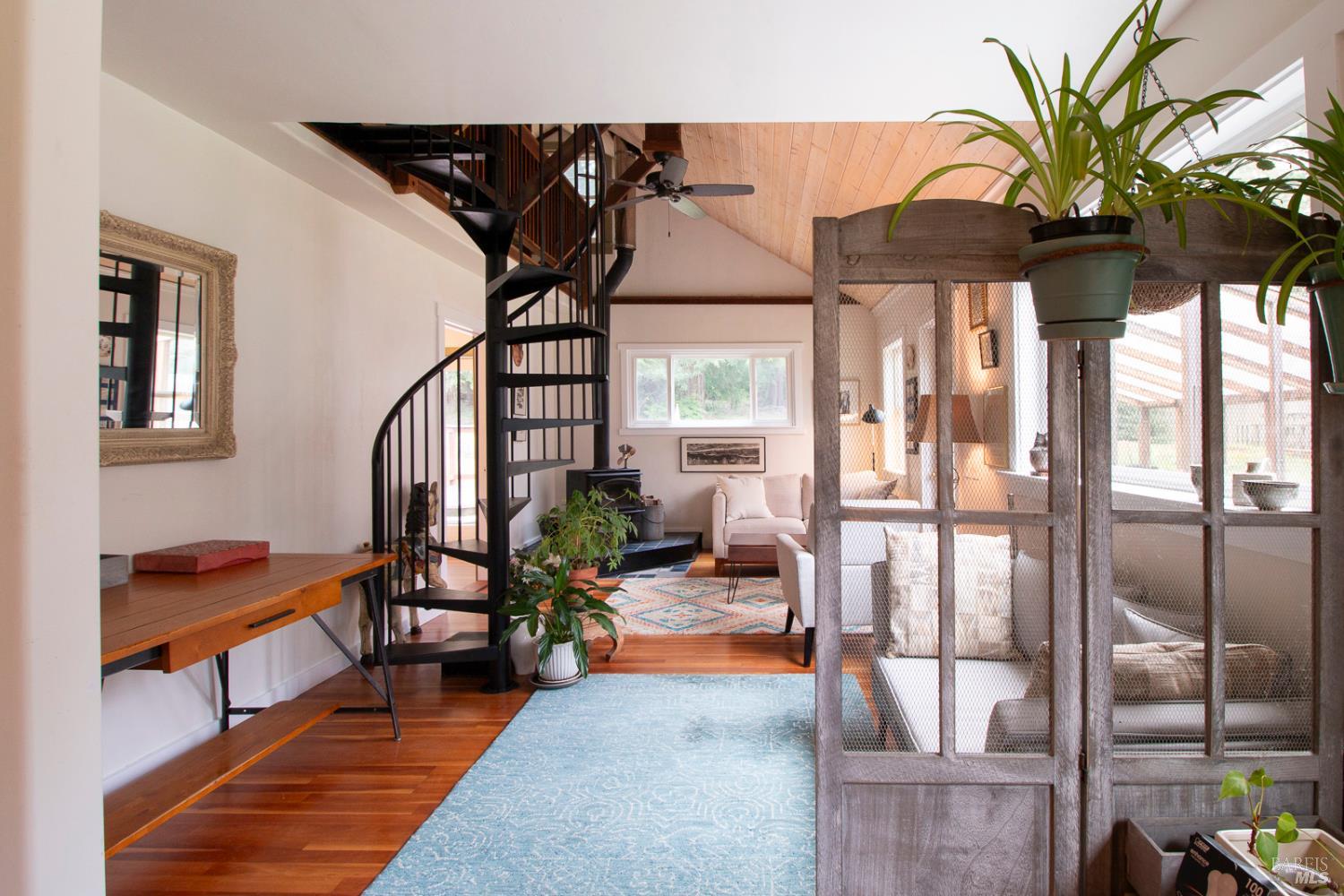 Detail Gallery Image 23 of 55 For 10901 Gurley Ln, Mendocino,  CA 95460 - 2 Beds | 1/1 Baths