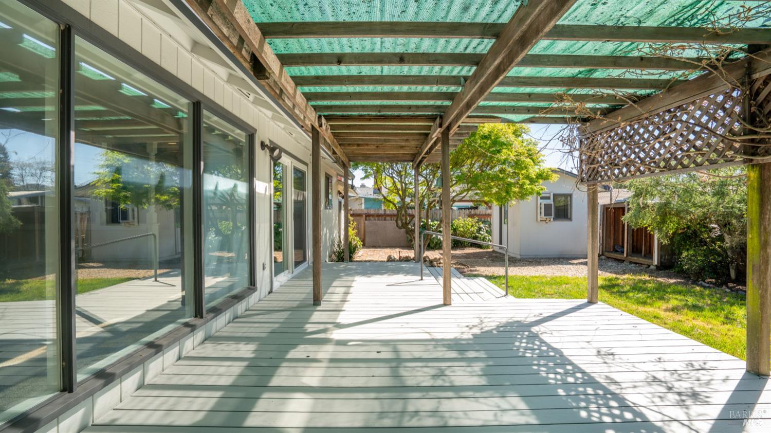 Detail Gallery Image 35 of 40 For 753 Nebraska Dr, Santa Rosa,  CA 95405 - 3 Beds | 2 Baths