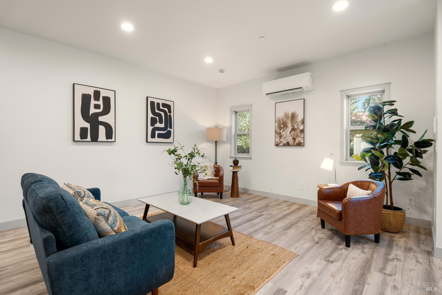 Detail Gallery Image 5 of 30 For 629 Myron St, Ukiah,  CA 95482 - 2 Beds | 2/1 Baths