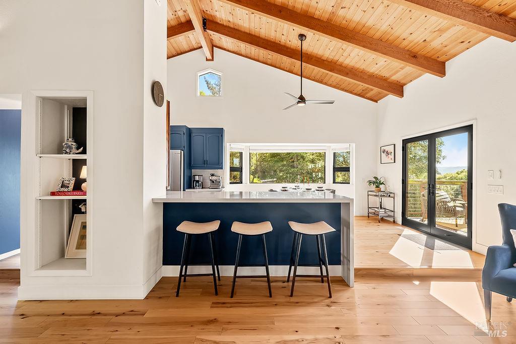 Detail Gallery Image 17 of 58 For 913 Valley View Dr, Healdsburg,  CA 95448 - 3 Beds | 3 Baths