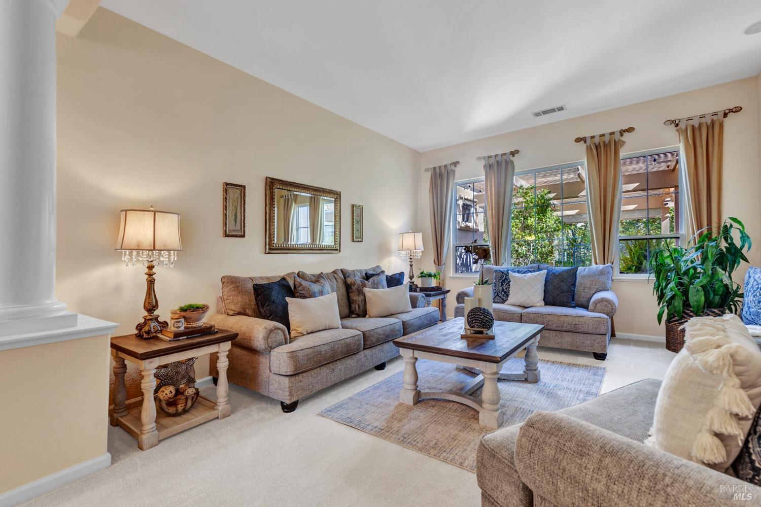 Detail Gallery Image 9 of 78 For 2722 Washburn Ct, Vallejo,  CA 94591 - 4 Beds | 3 Baths