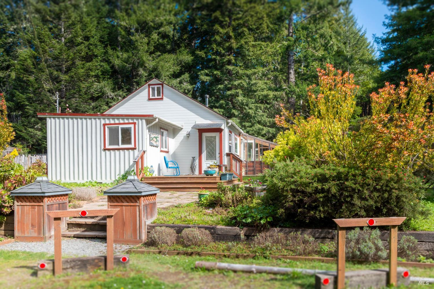 Detail Gallery Image 54 of 55 For 10901 Gurley Ln, Mendocino,  CA 95460 - 2 Beds | 1/1 Baths