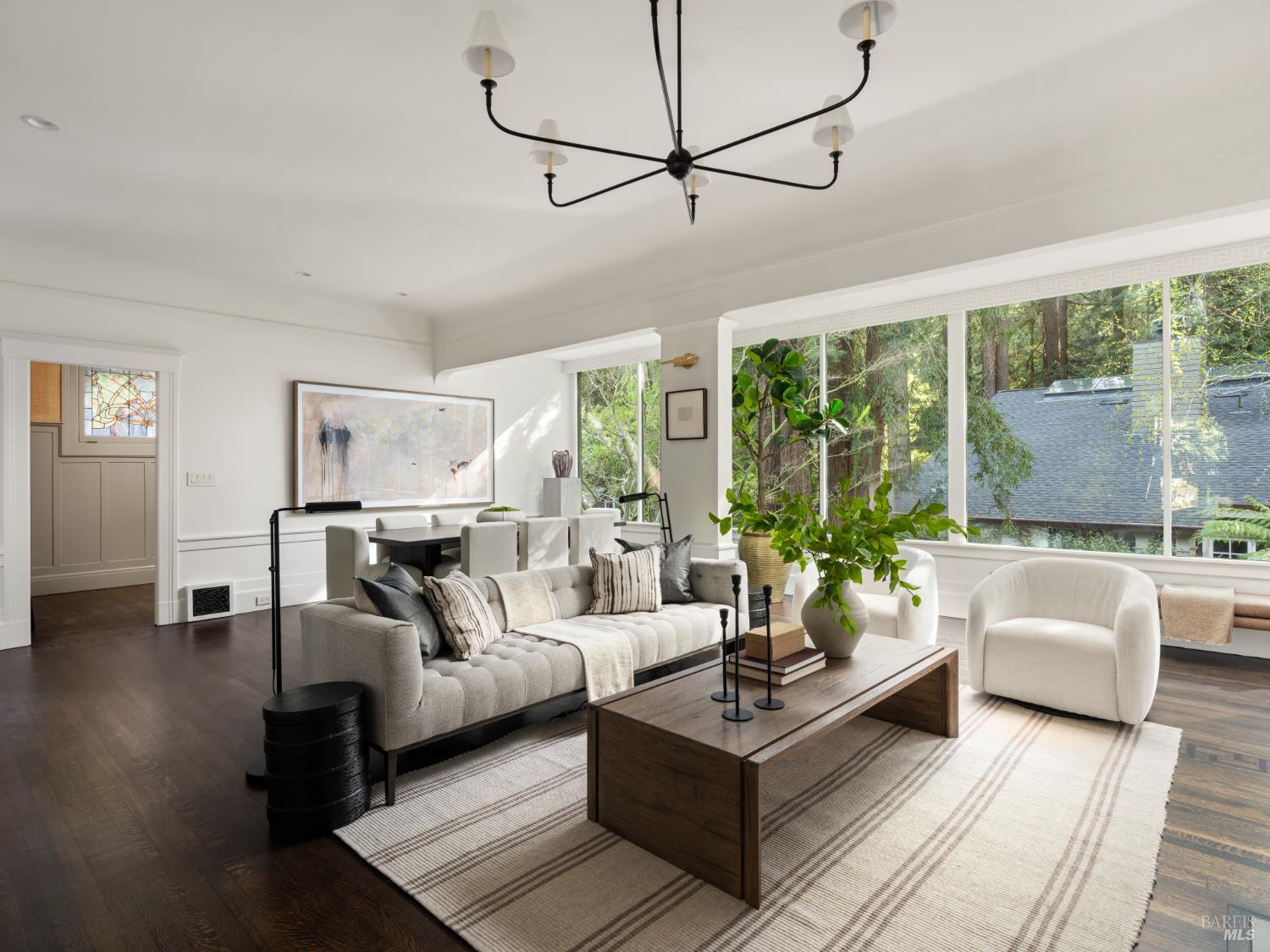 Detail Gallery Image 5 of 41 For 8 Laurel St, Mill Valley,  CA 94941 - 6 Beds | 4/1 Baths