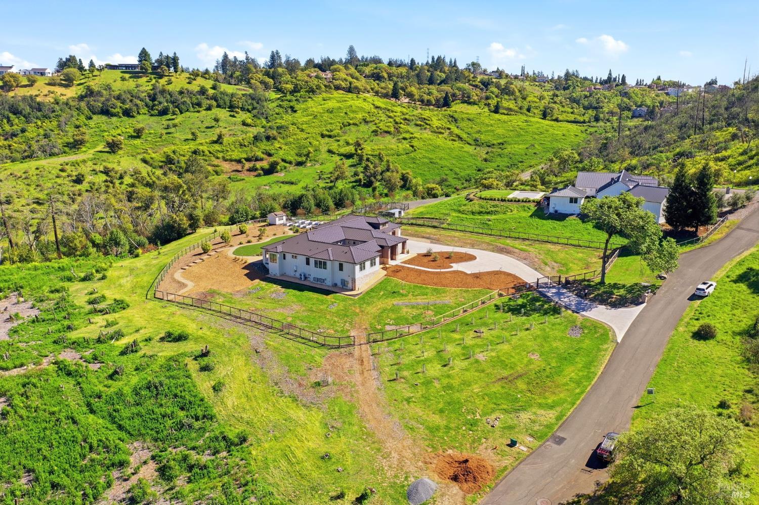 Detail Gallery Image 87 of 93 For 3932 Silver Fox Ct, Santa Rosa,  CA 95403 - 4 Beds | 4/1 Baths