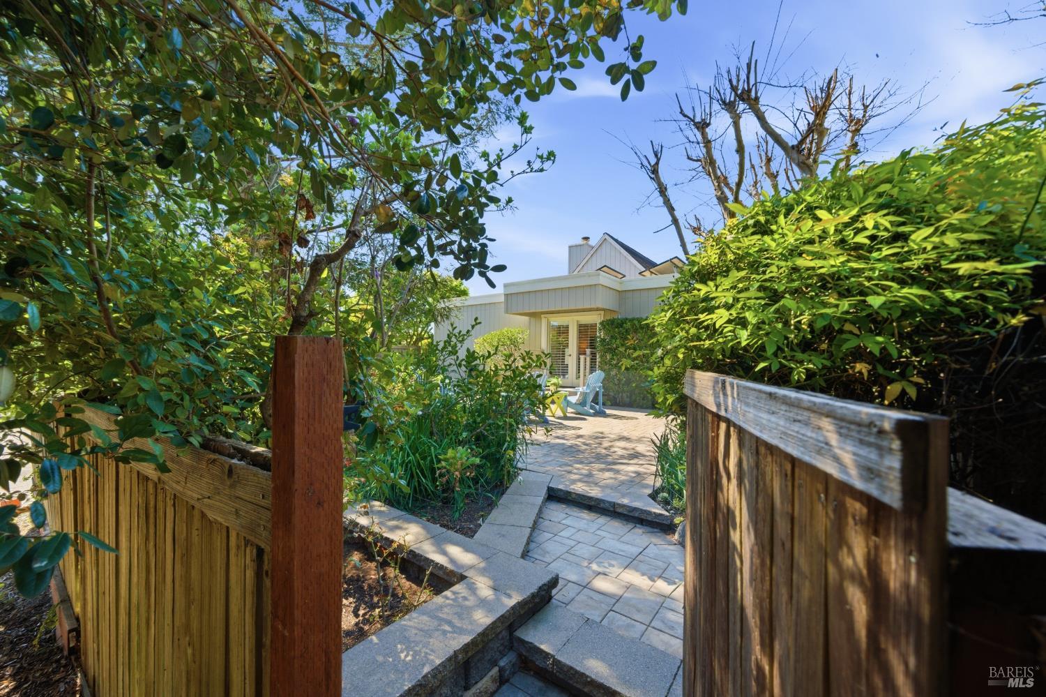 Detail Gallery Image 35 of 45 For 533 Carnation Ct, Sonoma,  CA 95476 - 2 Beds | 2 Baths