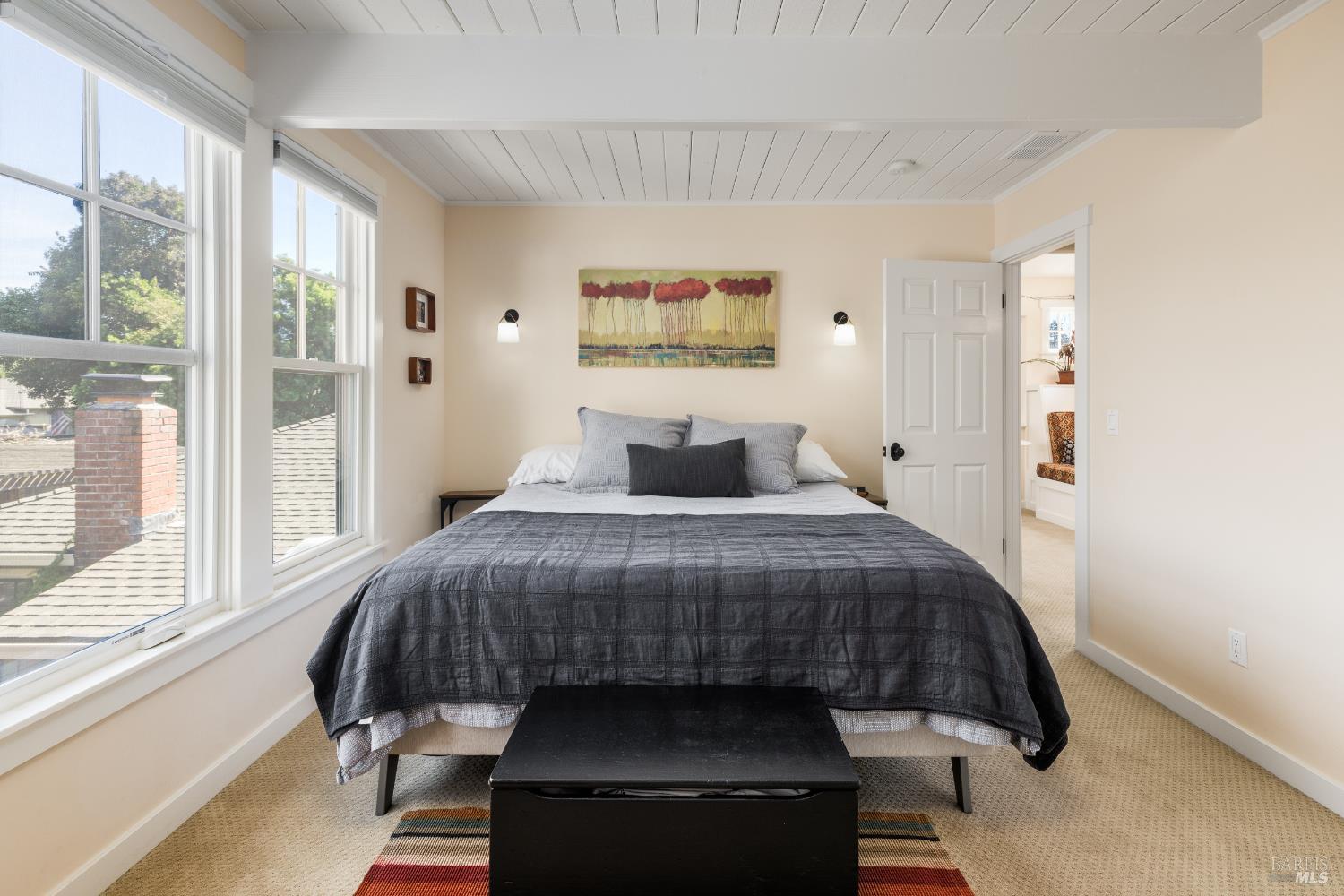 Detail Gallery Image 26 of 31 For 200 Alderbrook Dr, Santa Rosa,  CA 95405 - 4 Beds | 3/1 Baths