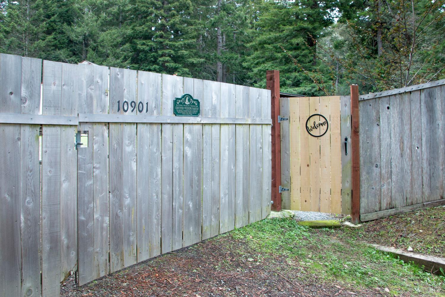 Detail Gallery Image 43 of 55 For 10901 Gurley Ln, Mendocino,  CA 95460 - 2 Beds | 1/1 Baths