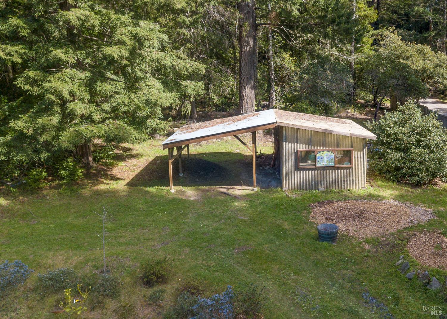 Detail Gallery Image 16 of 55 For 10901 Gurley Ln, Mendocino,  CA 95460 - 2 Beds | 1/1 Baths