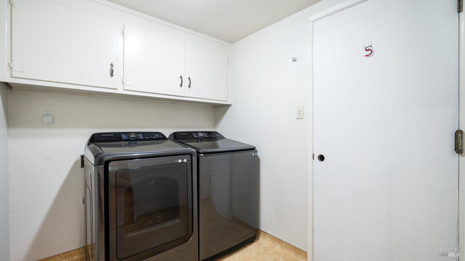 Detail Gallery Image 40 of 40 For 753 Nebraska Dr, Santa Rosa,  CA 95405 - 3 Beds | 2 Baths