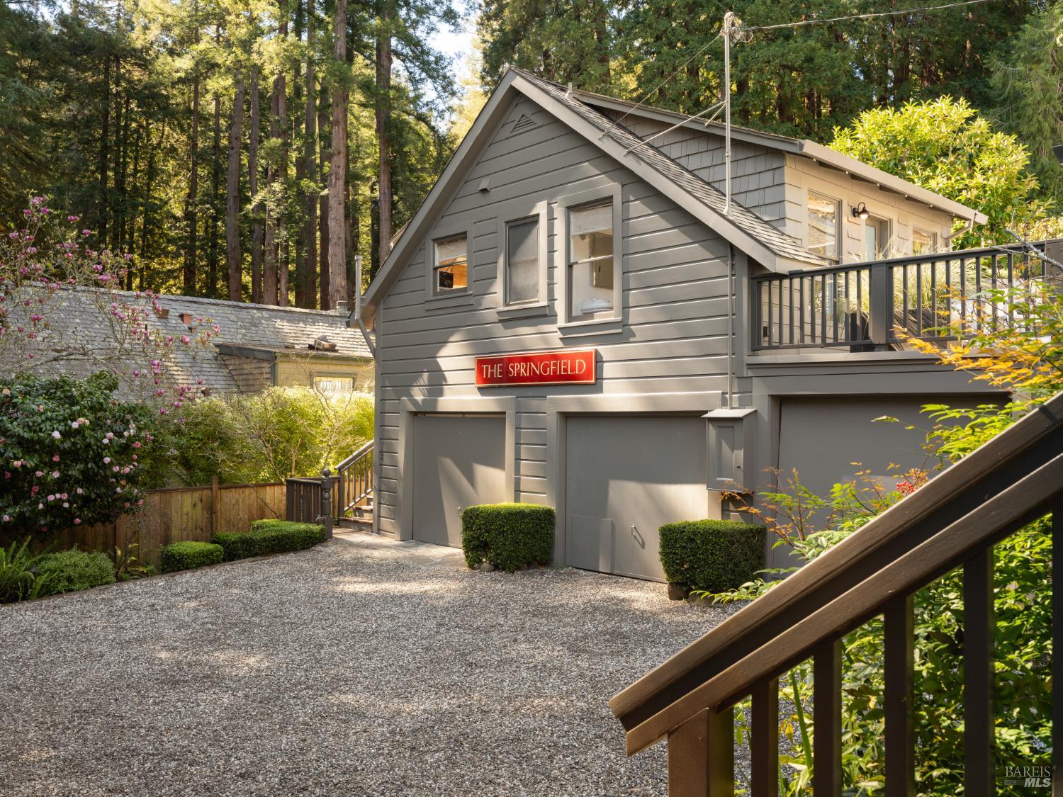 Detail Gallery Image 34 of 41 For 8 Laurel St, Mill Valley,  CA 94941 - 6 Beds | 4/1 Baths