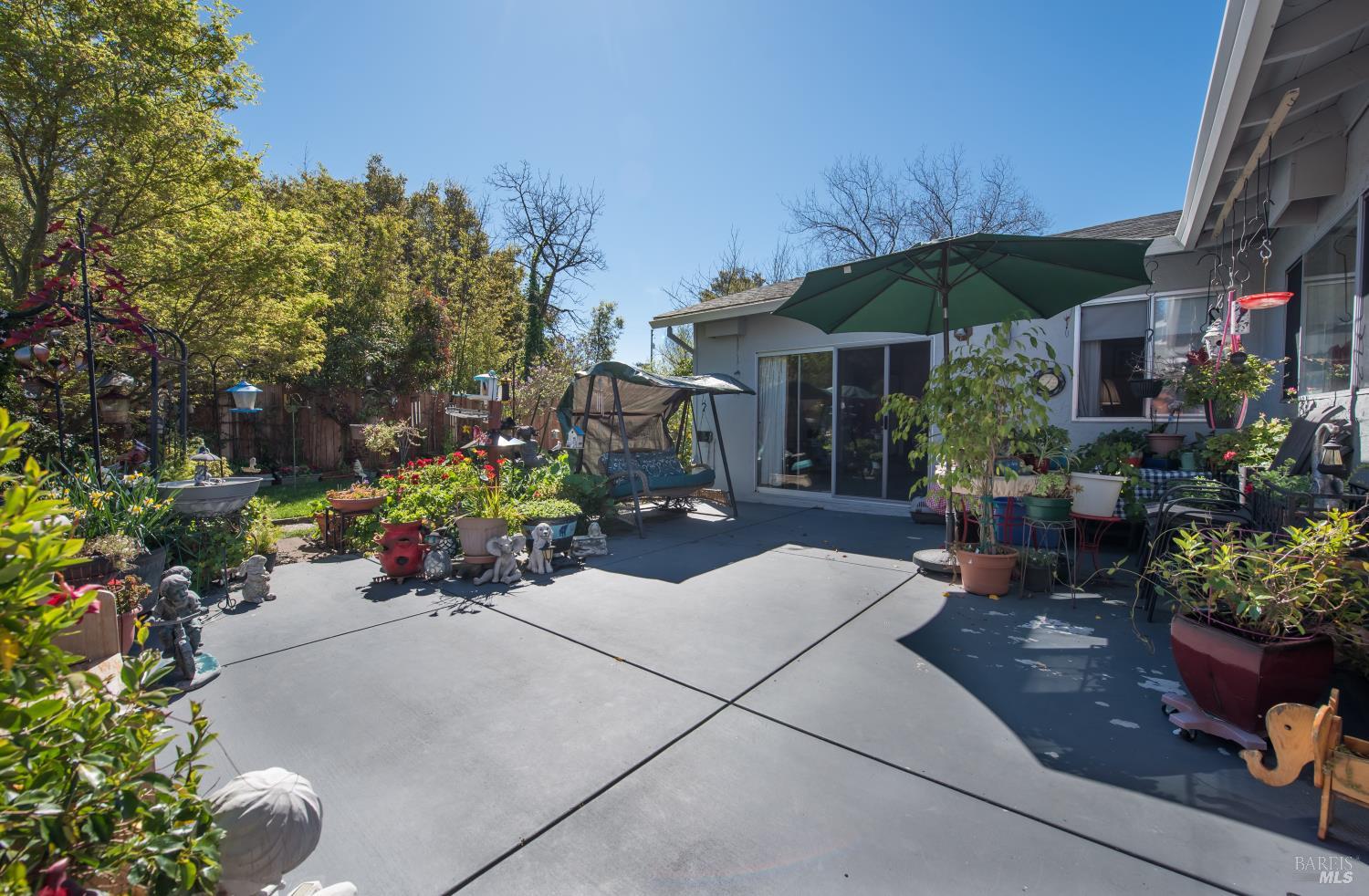 Detail Gallery Image 26 of 32 For 1642 Lauren Dr, Petaluma,  CA 94954 - 4 Beds | 2 Baths