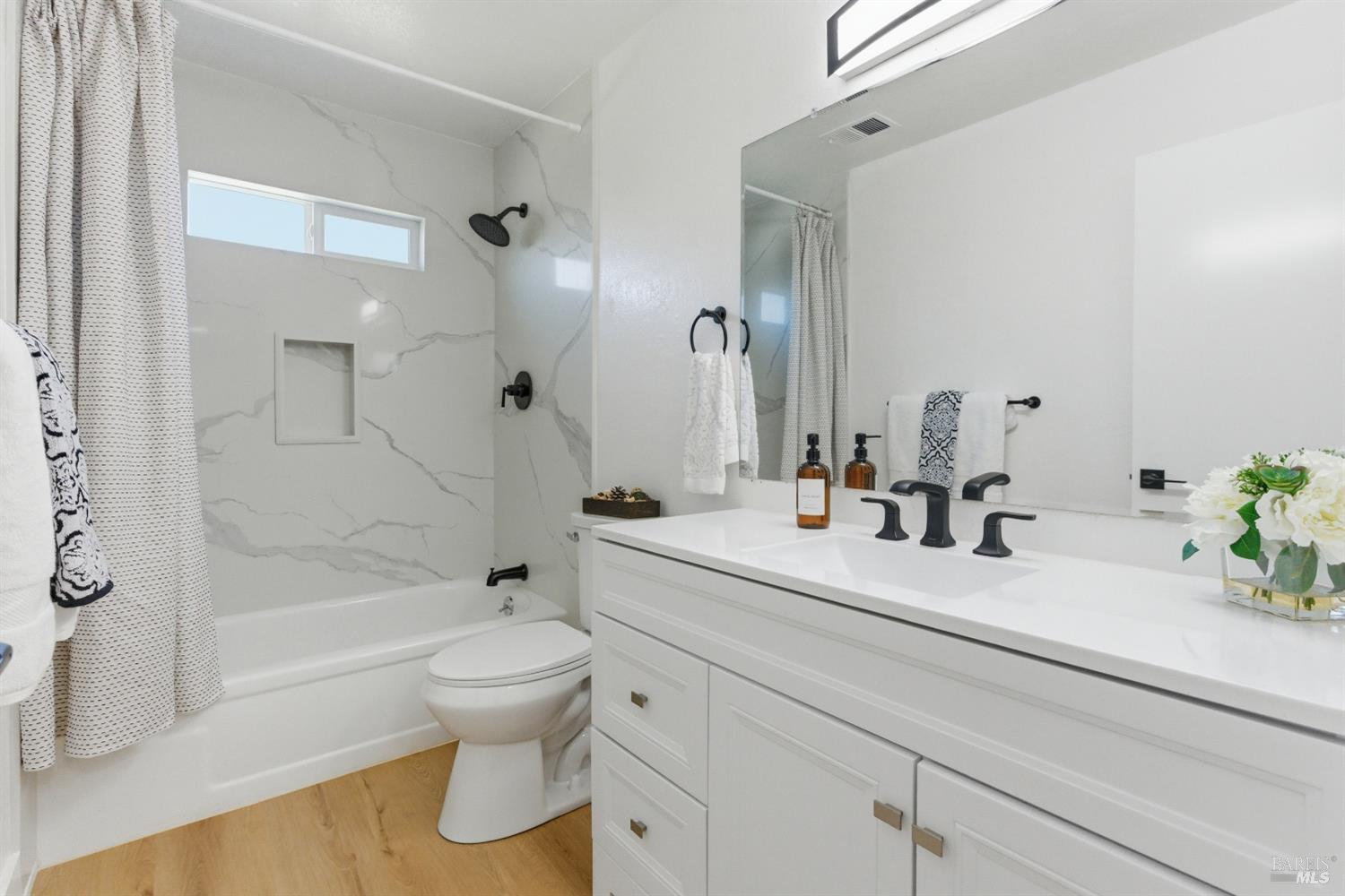 Detail Gallery Image 29 of 39 For 482 Vivienne Dr, Watsonville,  CA 95076 - 2 Beds | 2 Baths