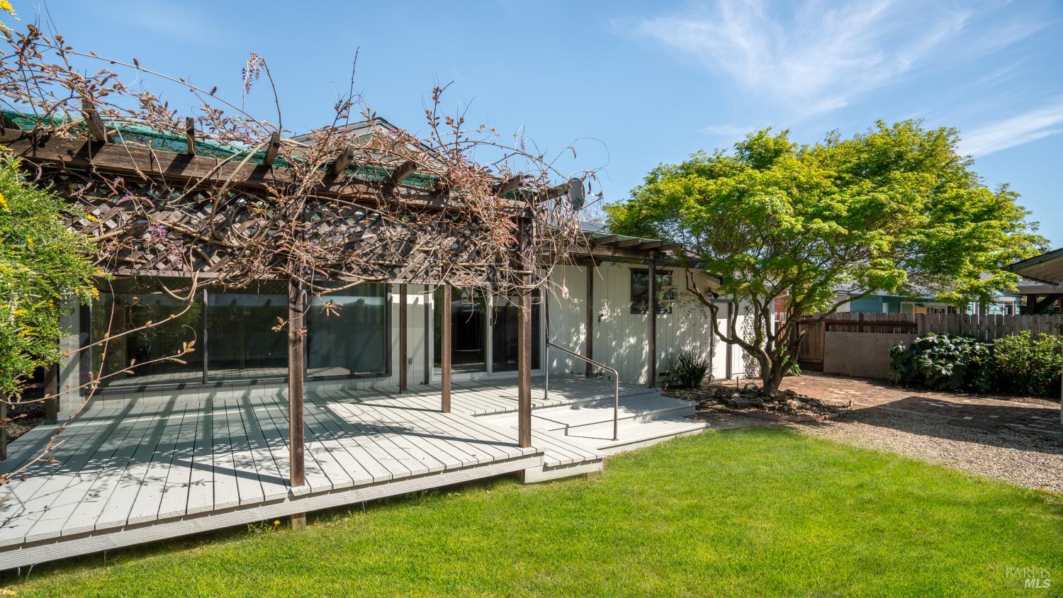 Detail Gallery Image 33 of 40 For 753 Nebraska Dr, Santa Rosa,  CA 95405 - 3 Beds | 2 Baths