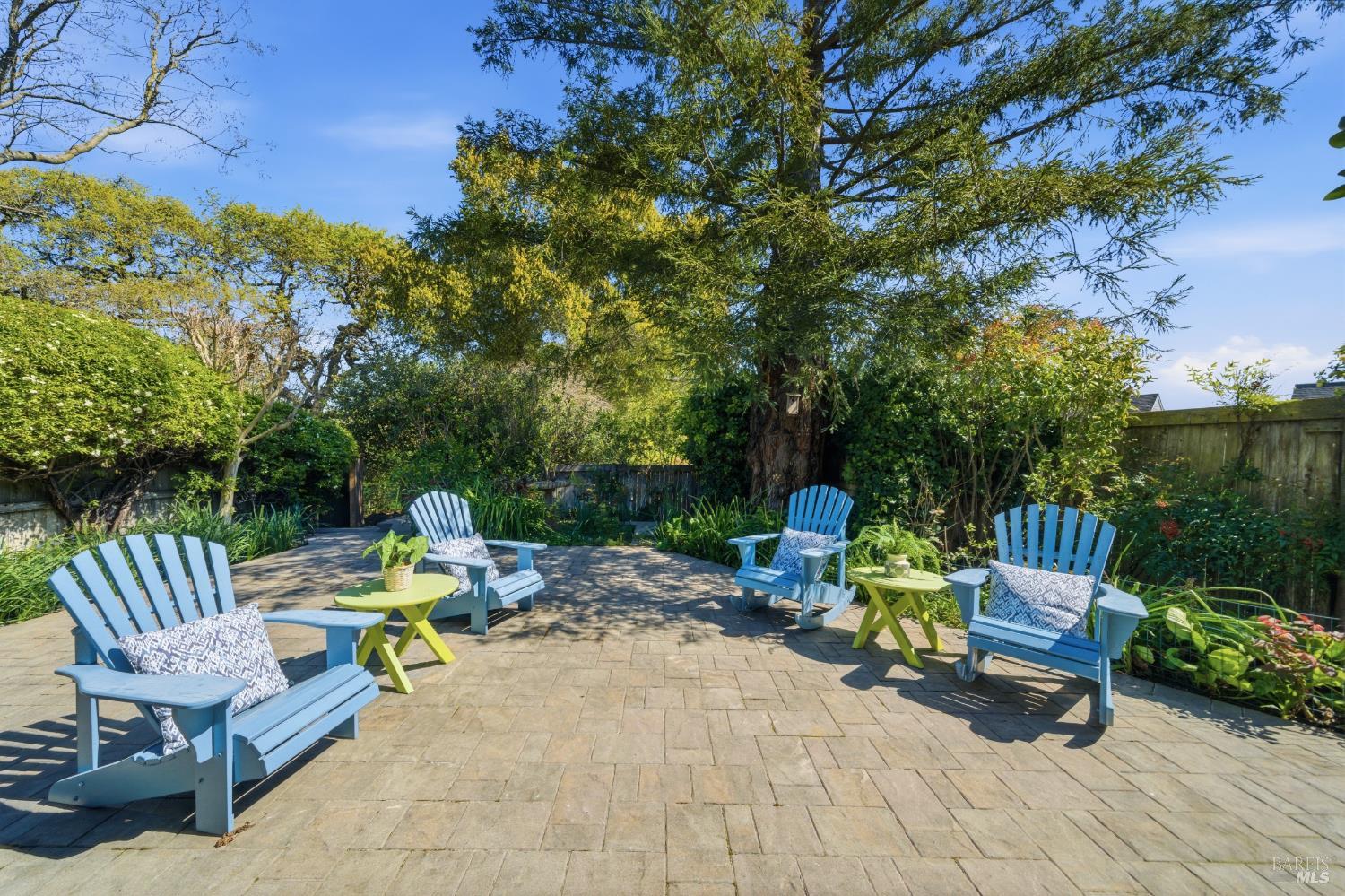 Detail Gallery Image 22 of 45 For 533 Carnation Ct, Sonoma,  CA 95476 - 2 Beds | 2 Baths