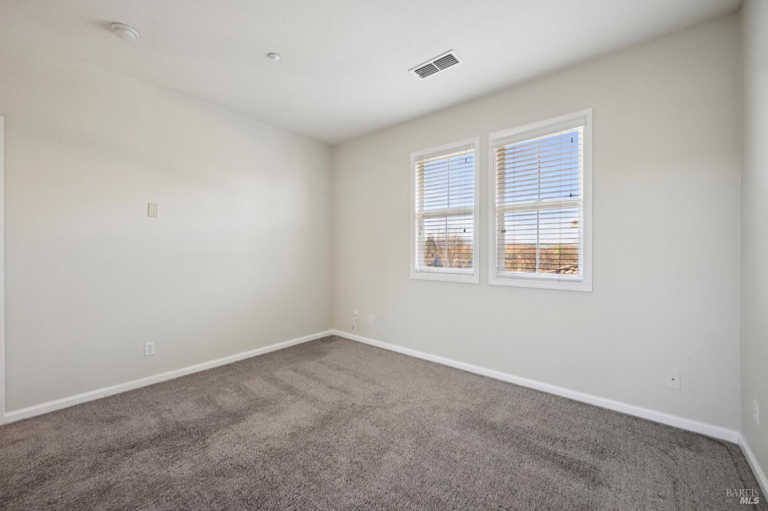 Detail Gallery Image 34 of 43 For 4302 Keegan St, Dublin,  CA 94568 - 3 Beds | 3 Baths