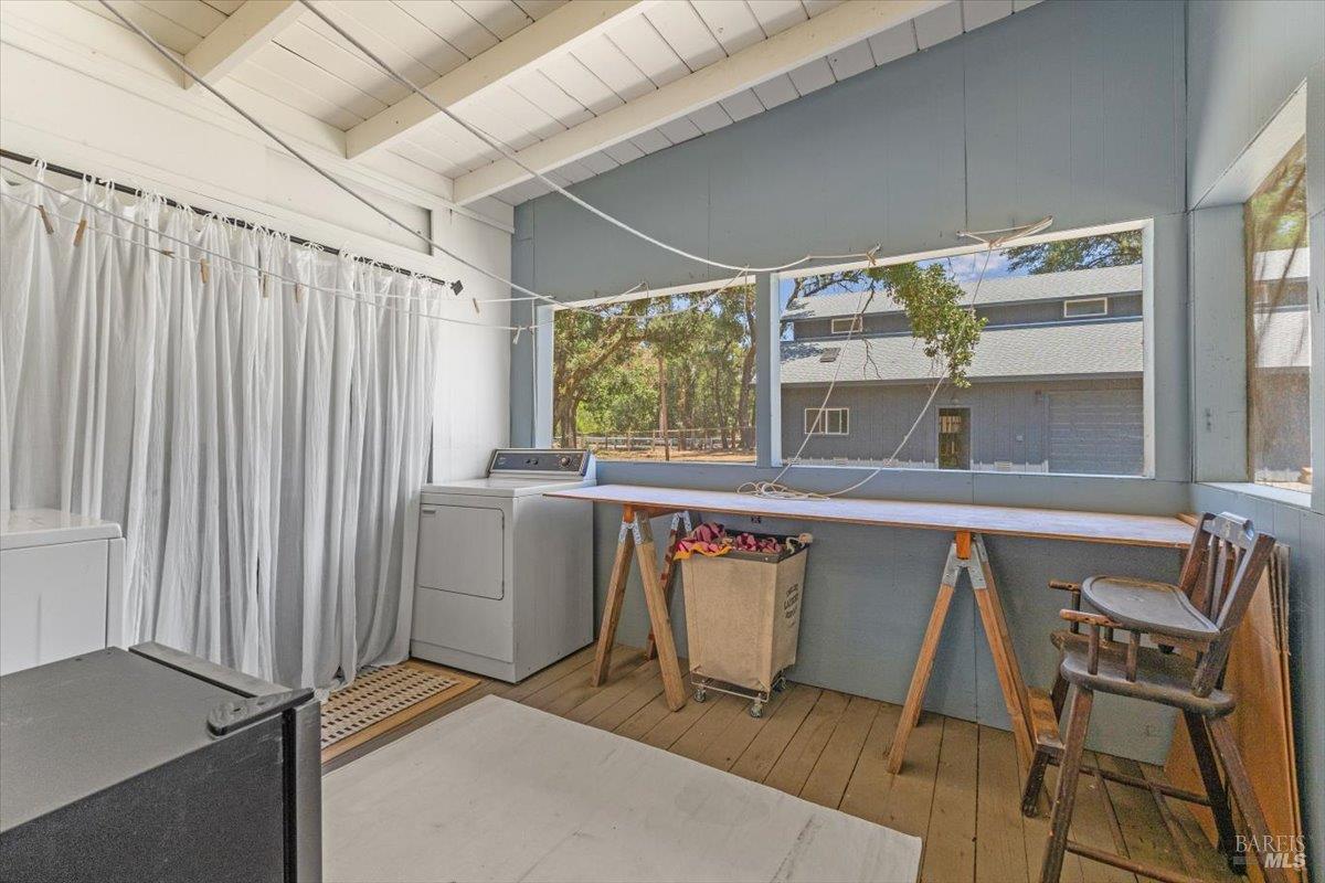 Detail Gallery Image 34 of 65 For 5647 Highway 128 Hwy, Geyserville,  CA 95441 - 3 Beds | 2 Baths