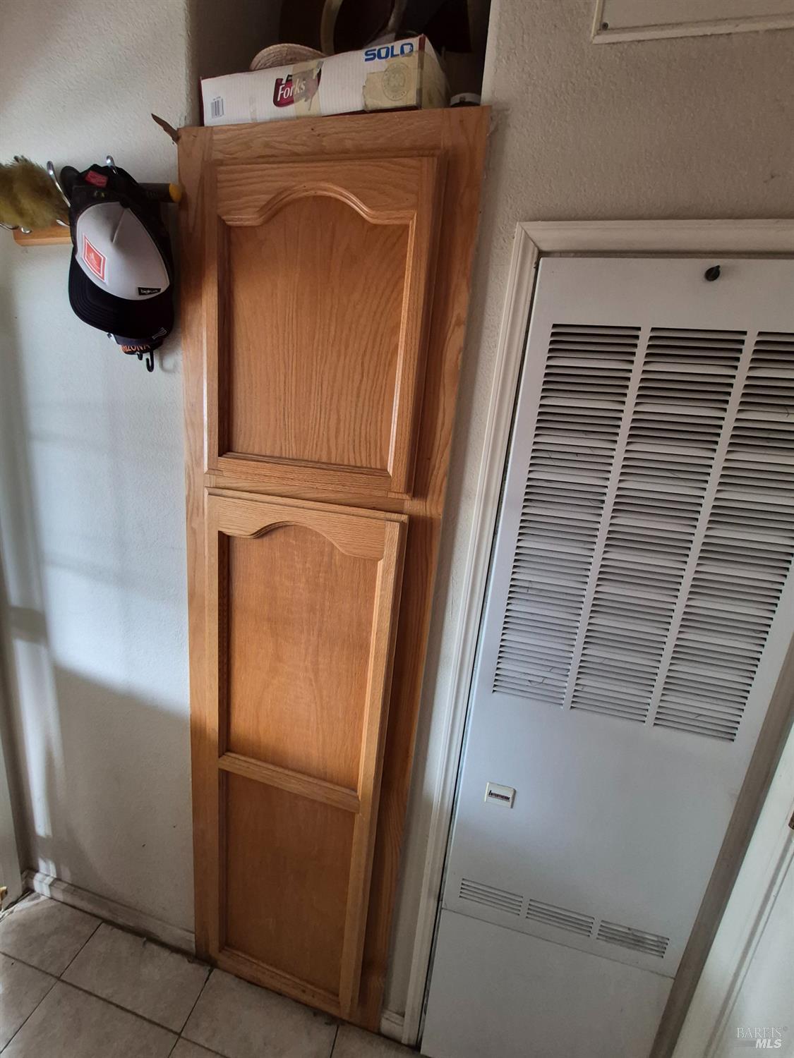 Detail Gallery Image 10 of 15 For 130 Reed Cir, Napa,  CA 94558 - 3 Beds | 2 Baths