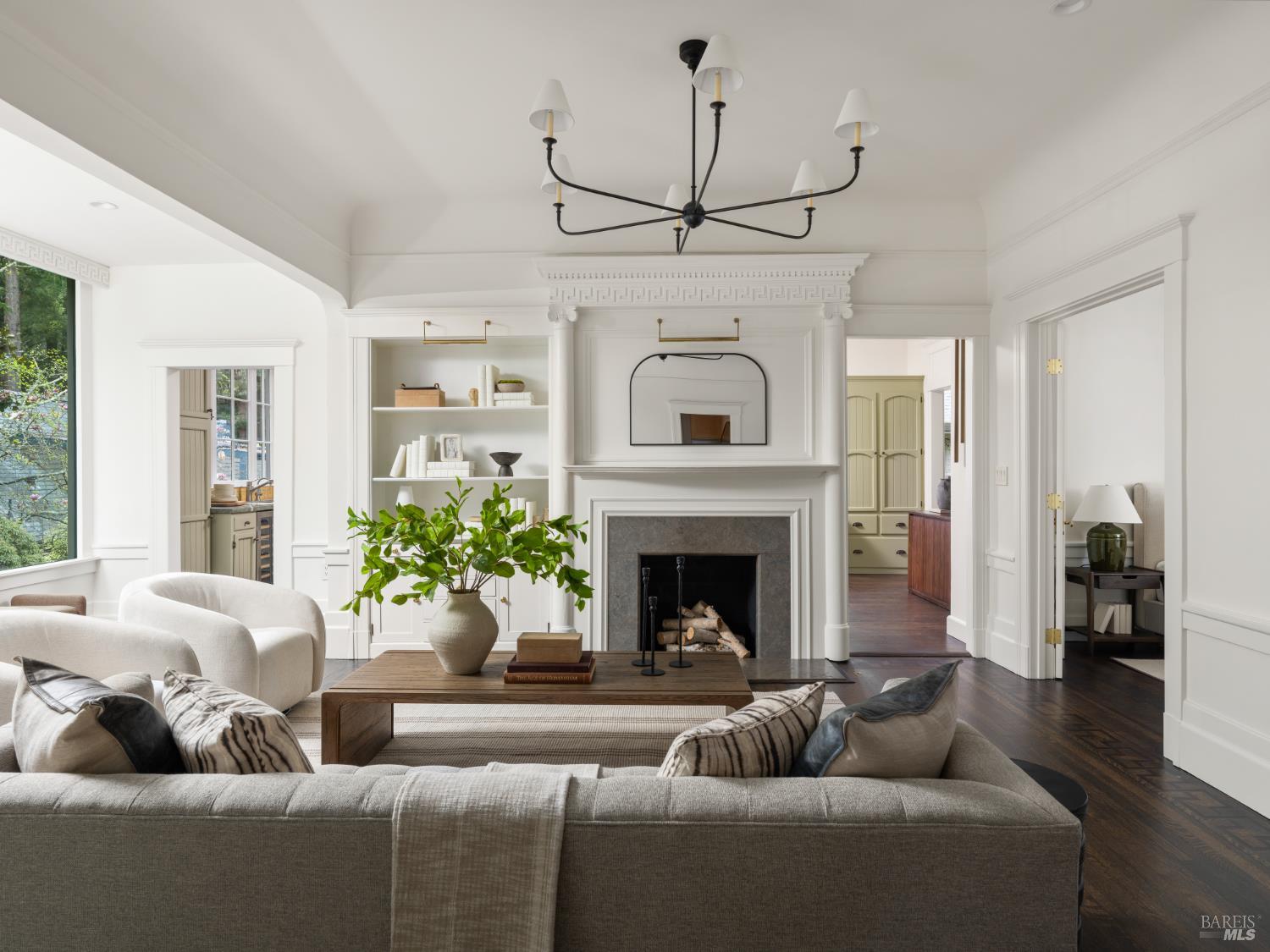 Detail Gallery Image 4 of 41 For 8 Laurel St, Mill Valley,  CA 94941 - 6 Beds | 4/1 Baths