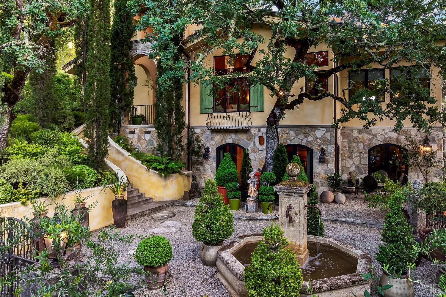 Detail Gallery Image 4 of 84 For 2395 Pickett Rd, Calistoga,  CA 94515 - 3 Beds | 3/2 Baths