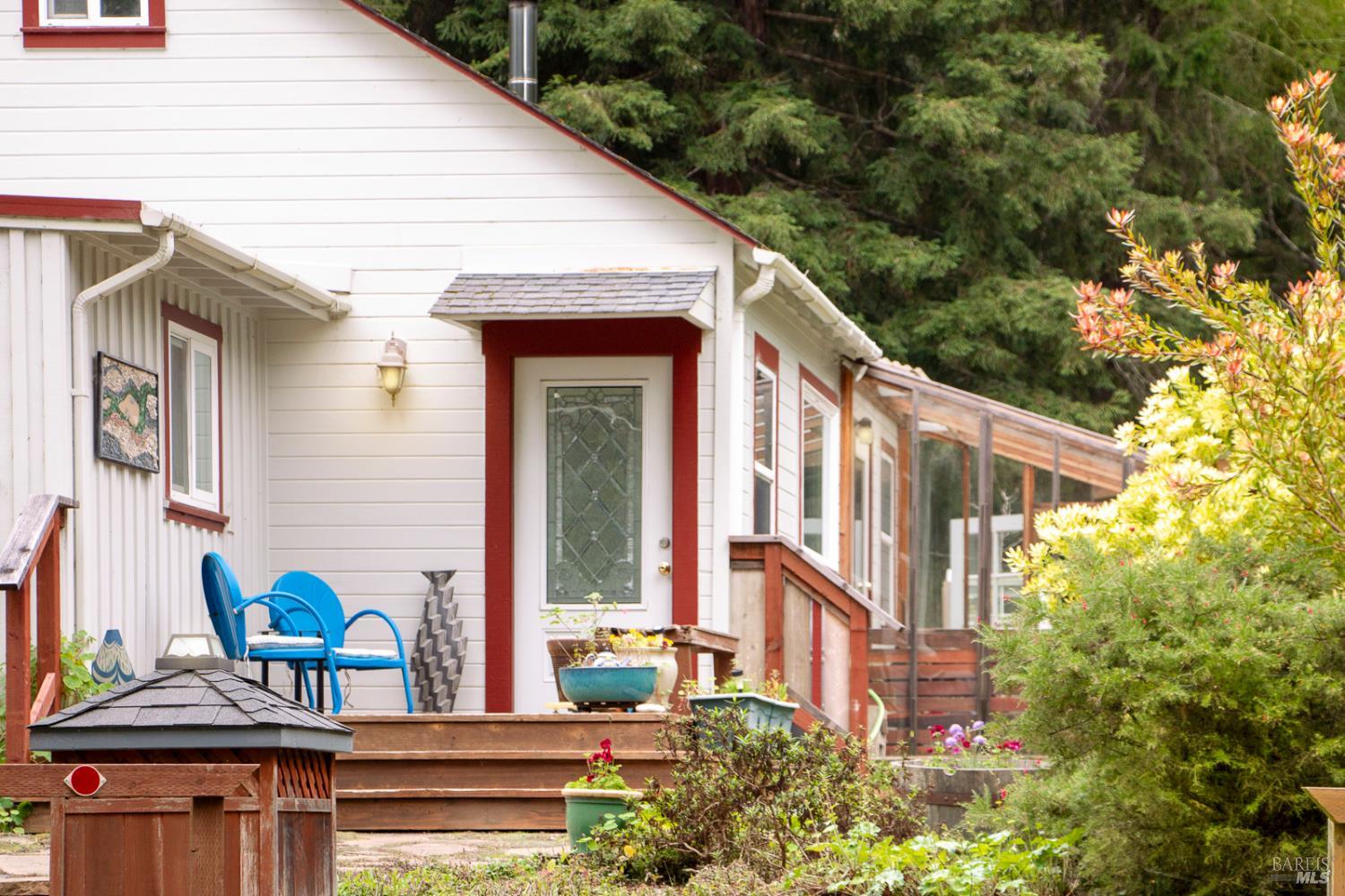 Detail Gallery Image 20 of 55 For 10901 Gurley Ln, Mendocino,  CA 95460 - 2 Beds | 1/1 Baths