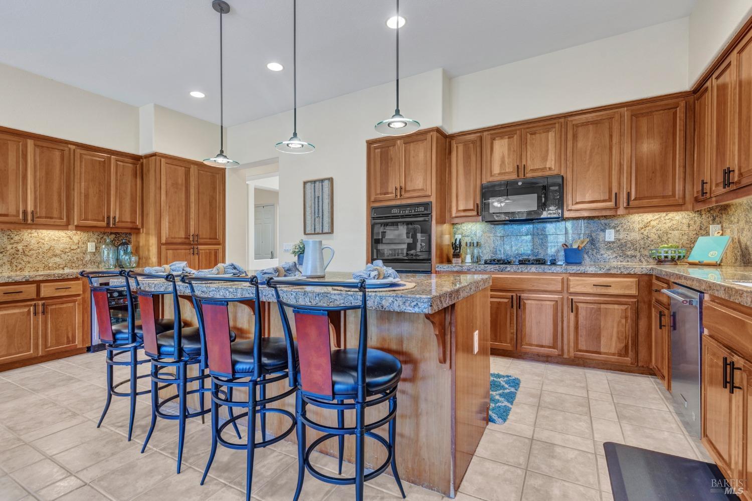 Detail Gallery Image 34 of 78 For 2722 Washburn Ct, Vallejo,  CA 94591 - 4 Beds | 3 Baths