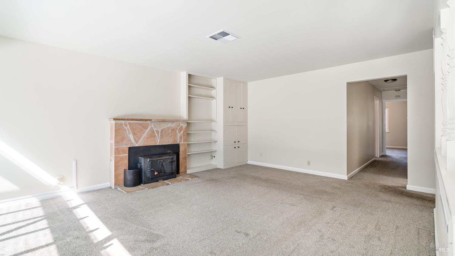 Detail Gallery Image 15 of 40 For 753 Nebraska Dr, Santa Rosa,  CA 95405 - 3 Beds | 2 Baths