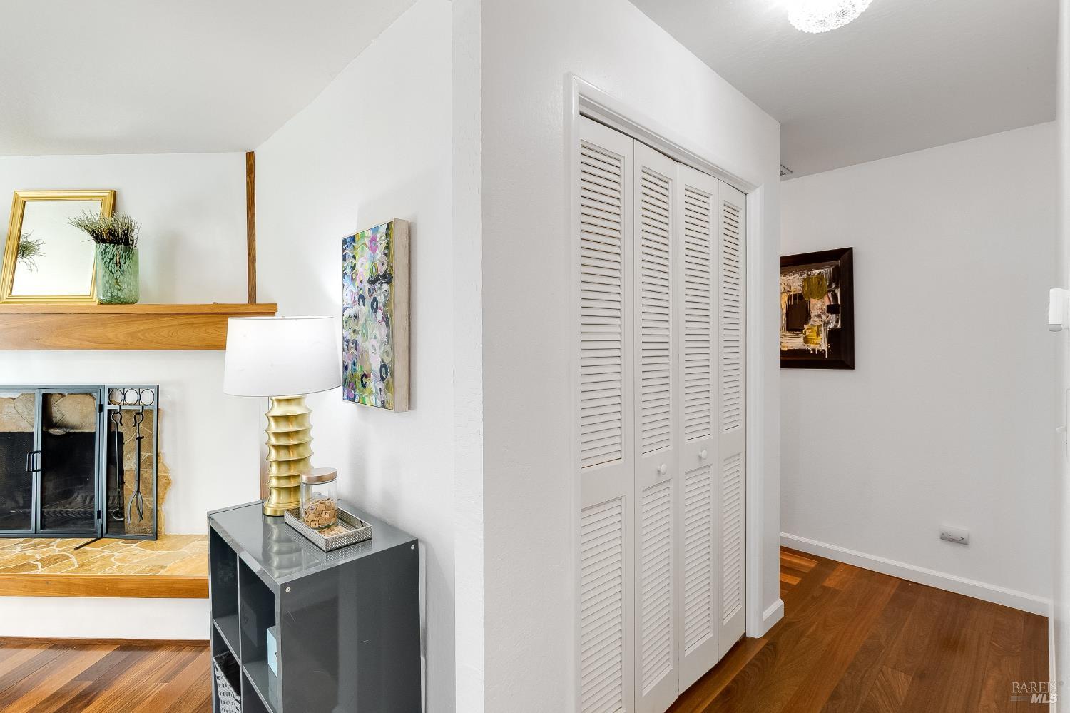 Detail Gallery Image 34 of 61 For 453 Clark Dr, Vallejo,  CA 94591 - 3 Beds | 2/1 Baths