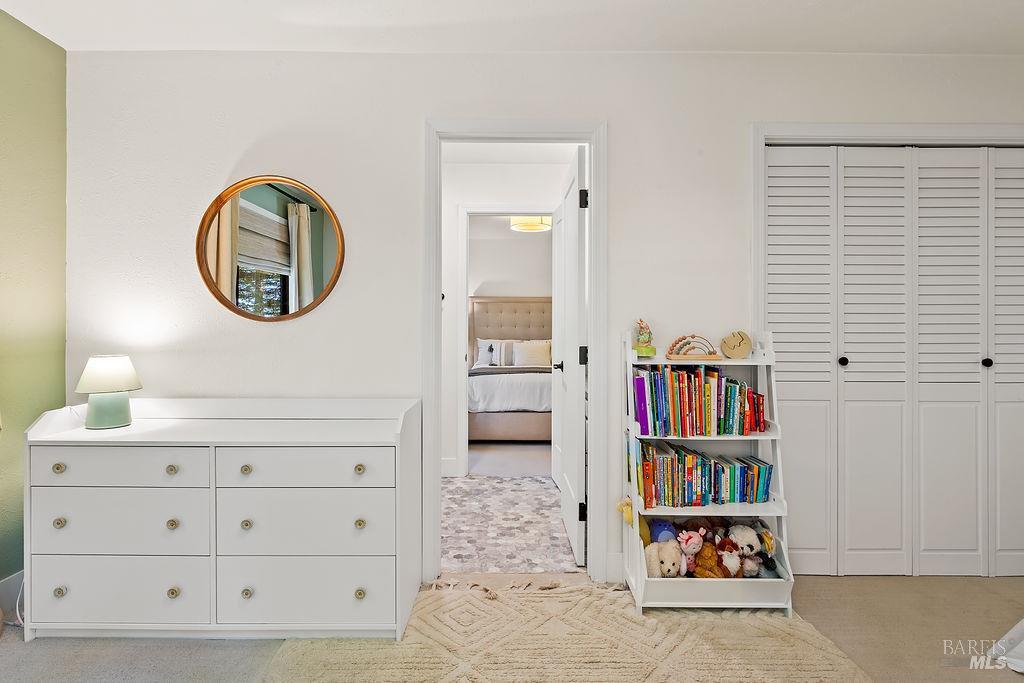 Detail Gallery Image 46 of 58 For 913 Valley View Dr, Healdsburg,  CA 95448 - 3 Beds | 3 Baths