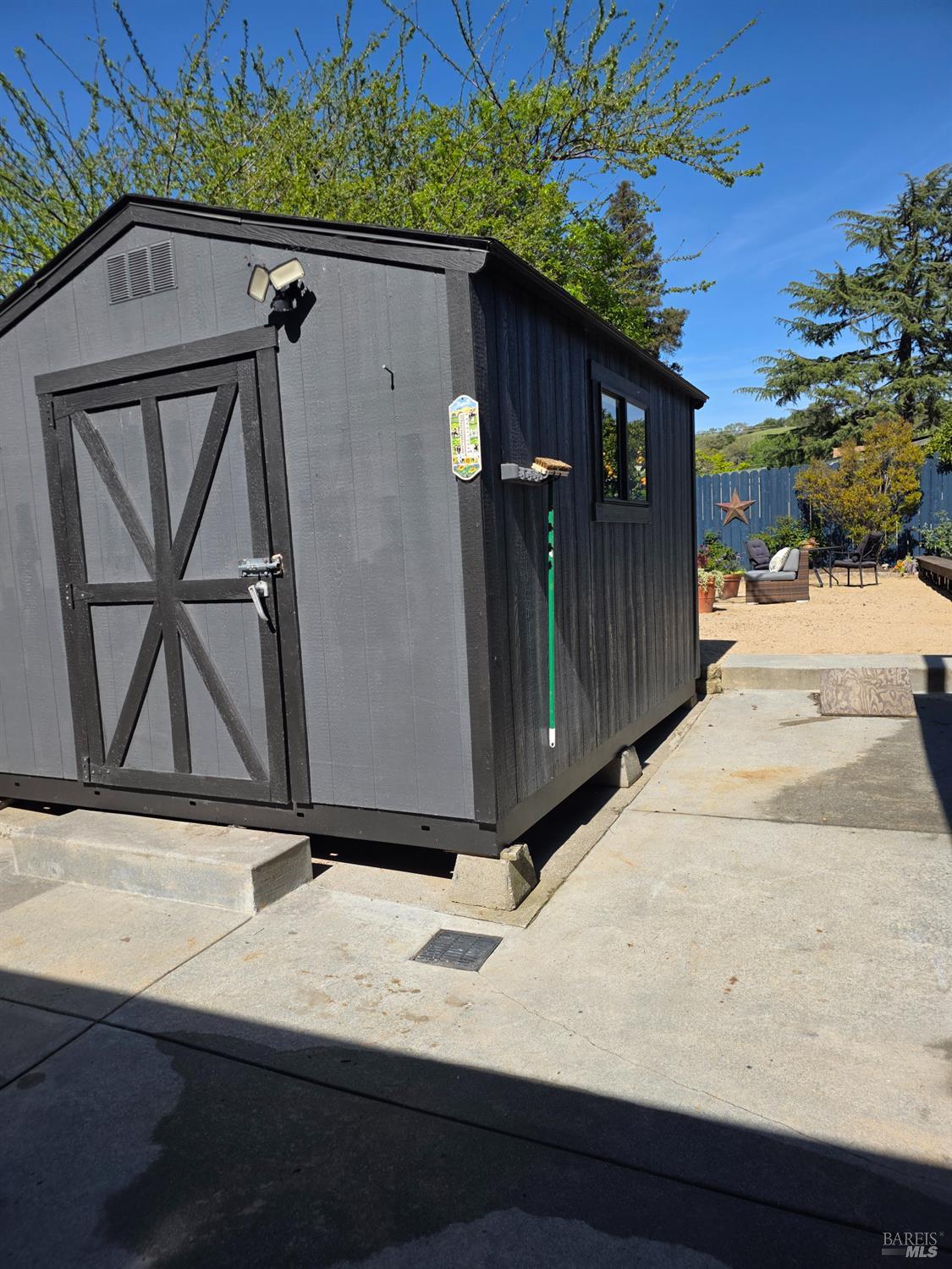 Detail Gallery Image 32 of 33 For 2100 Center Rd, Novato,  CA 94947 - 4 Beds | 3 Baths