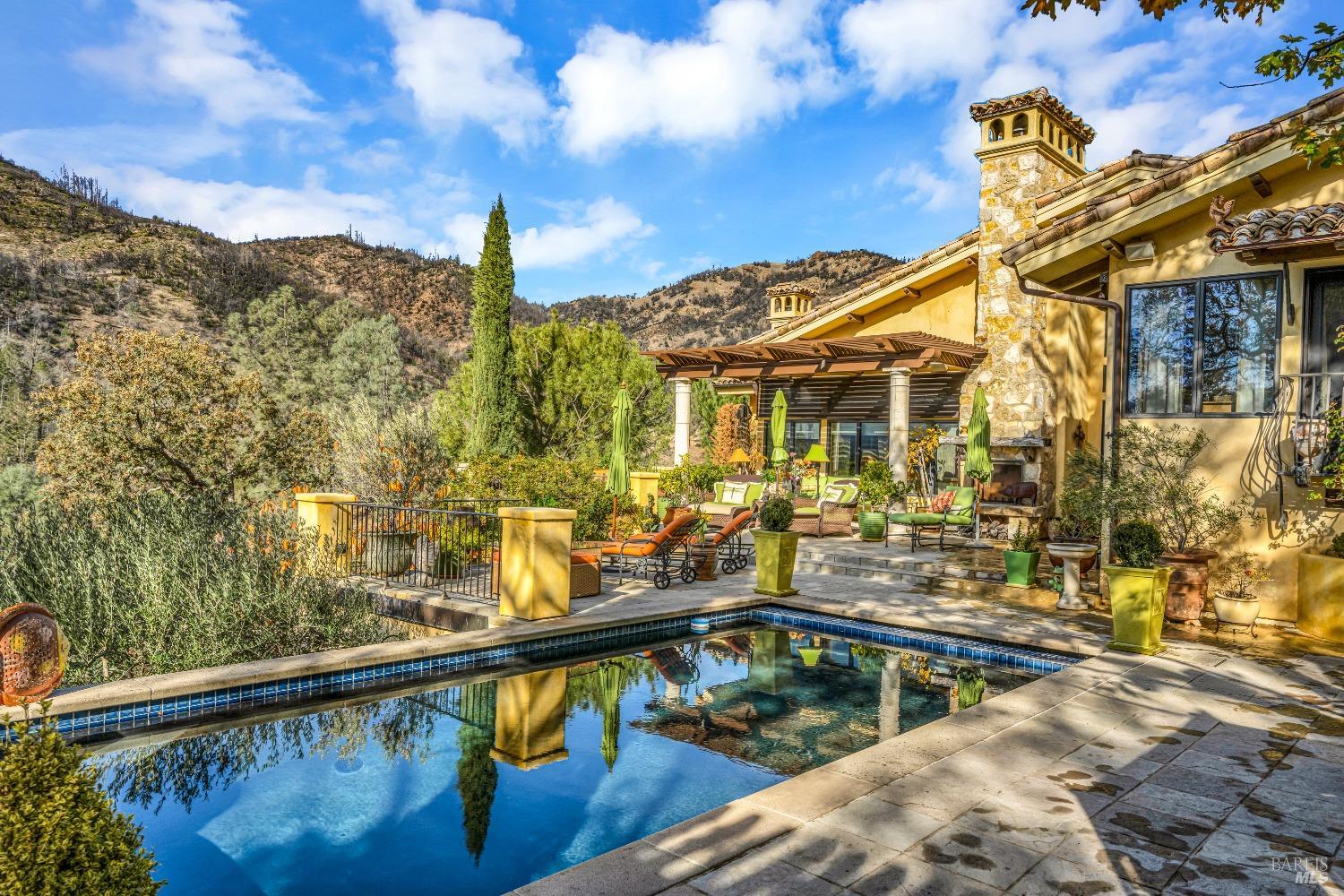 Detail Gallery Image 29 of 84 For 2395 Pickett Rd, Calistoga,  CA 94515 - 3 Beds | 3/2 Baths