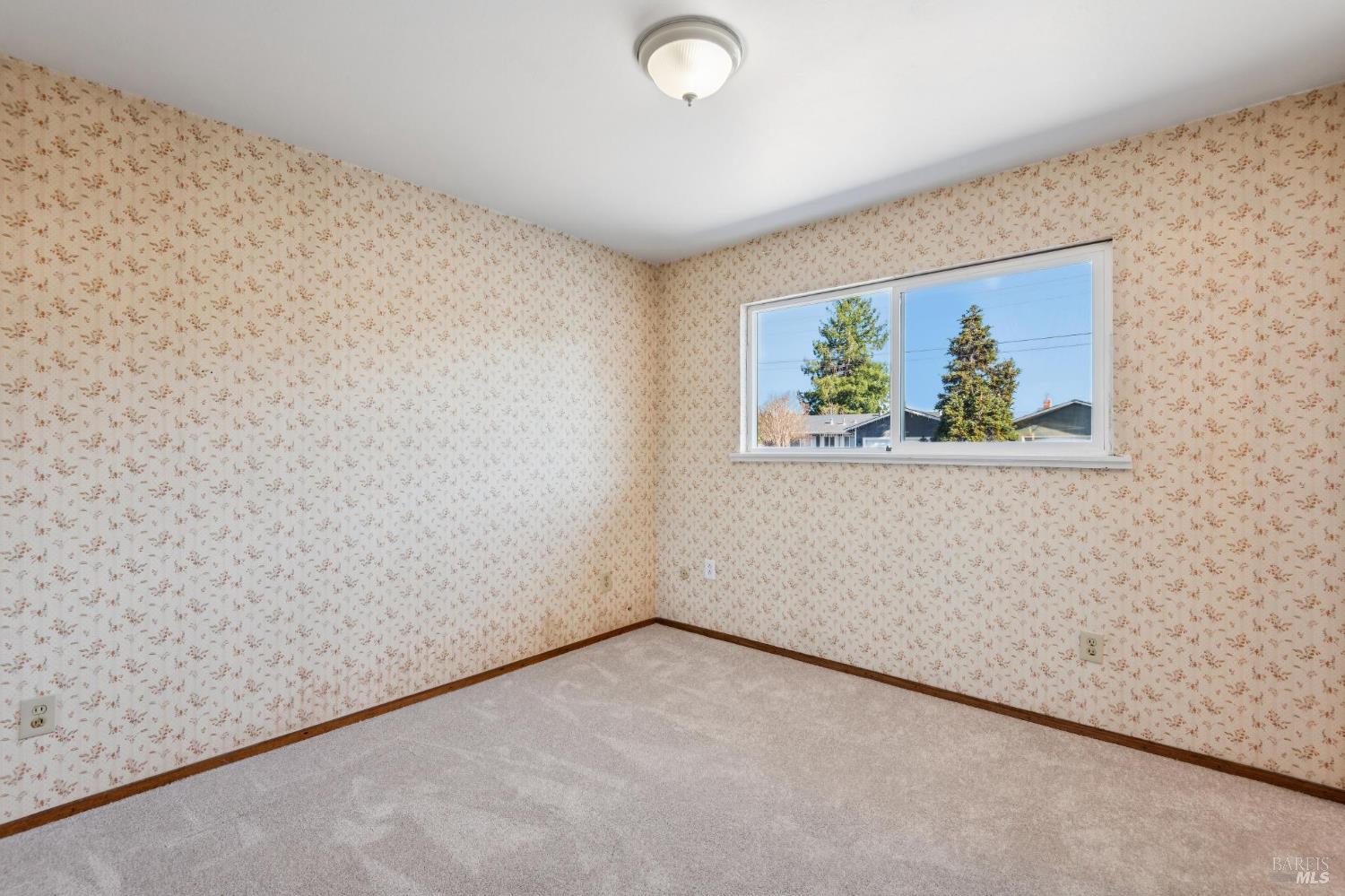 Detail Gallery Image 20 of 26 For 7799 Blair Ave, Rohnert Park,  CA 94928 - 3 Beds | 2 Baths