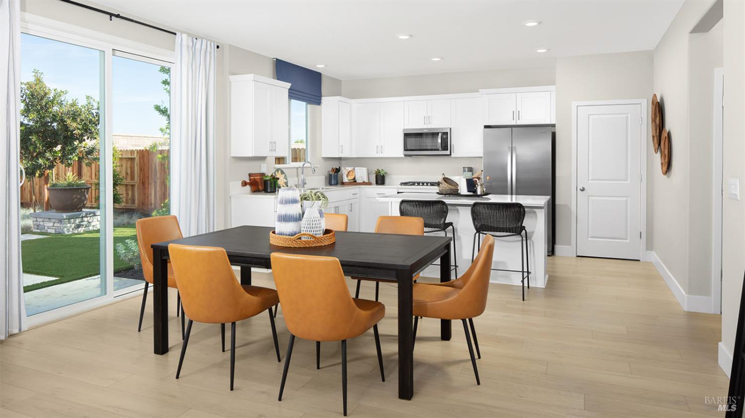 Detail Gallery Image 3 of 13 For 2430 Serene Ln, Santa Rosa,  CA 95403 - 4 Beds | 3 Baths