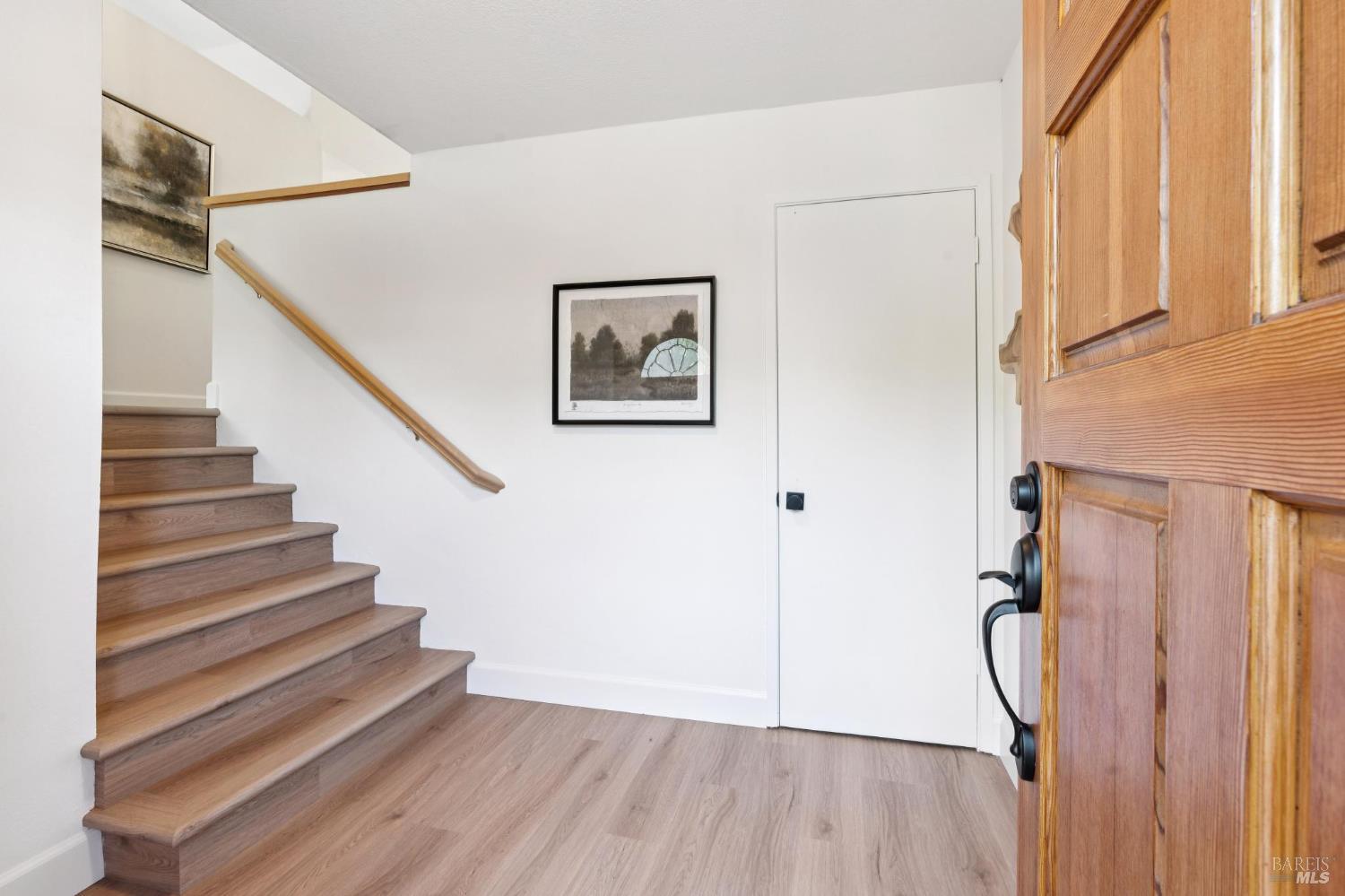 Detail Gallery Image 3 of 48 For 34 Plata Ct, Novato,  CA 94947 - 4 Beds | 2 Baths