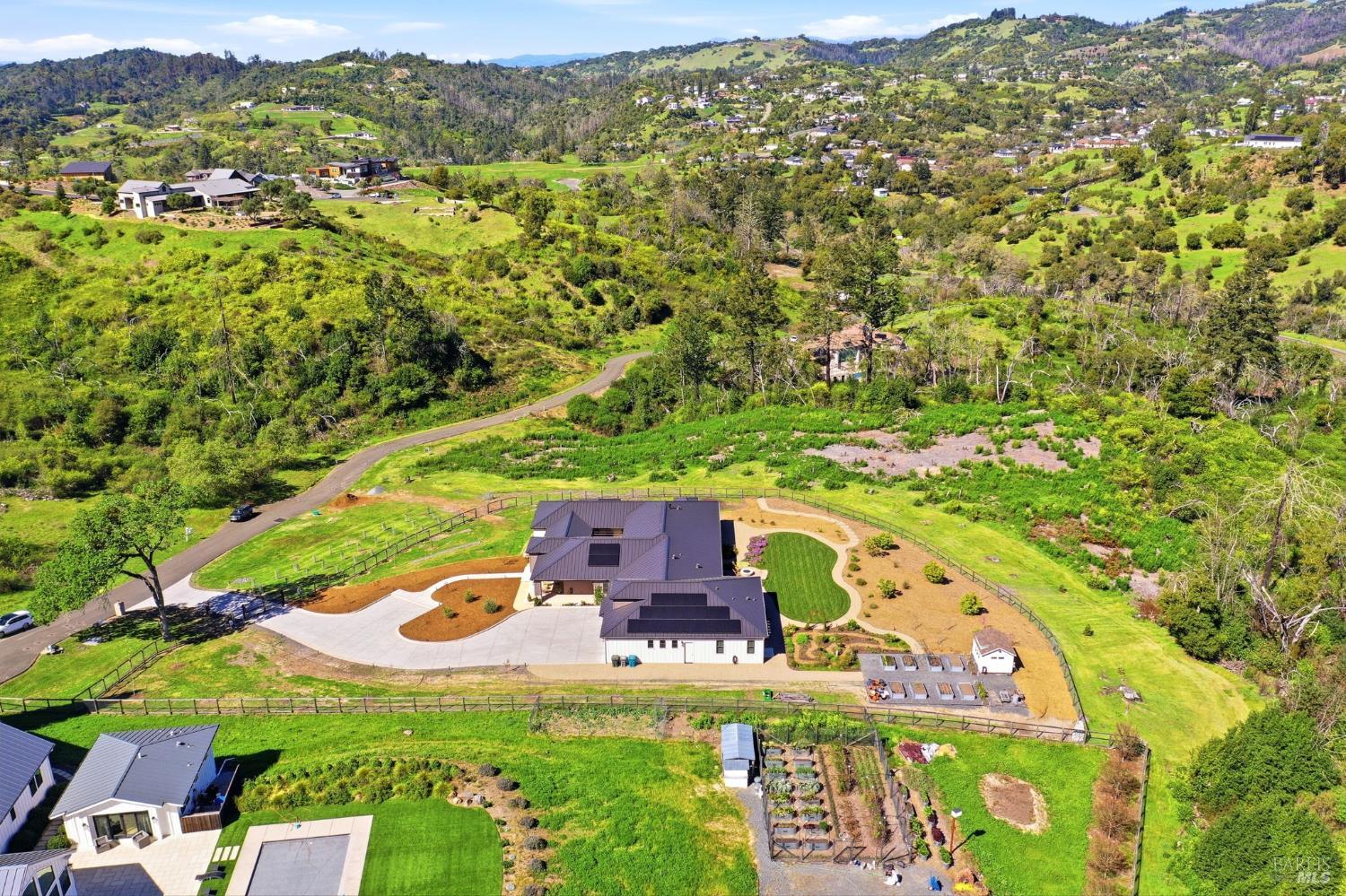 Detail Gallery Image 90 of 93 For 3932 Silver Fox Ct, Santa Rosa,  CA 95403 - 4 Beds | 4/1 Baths