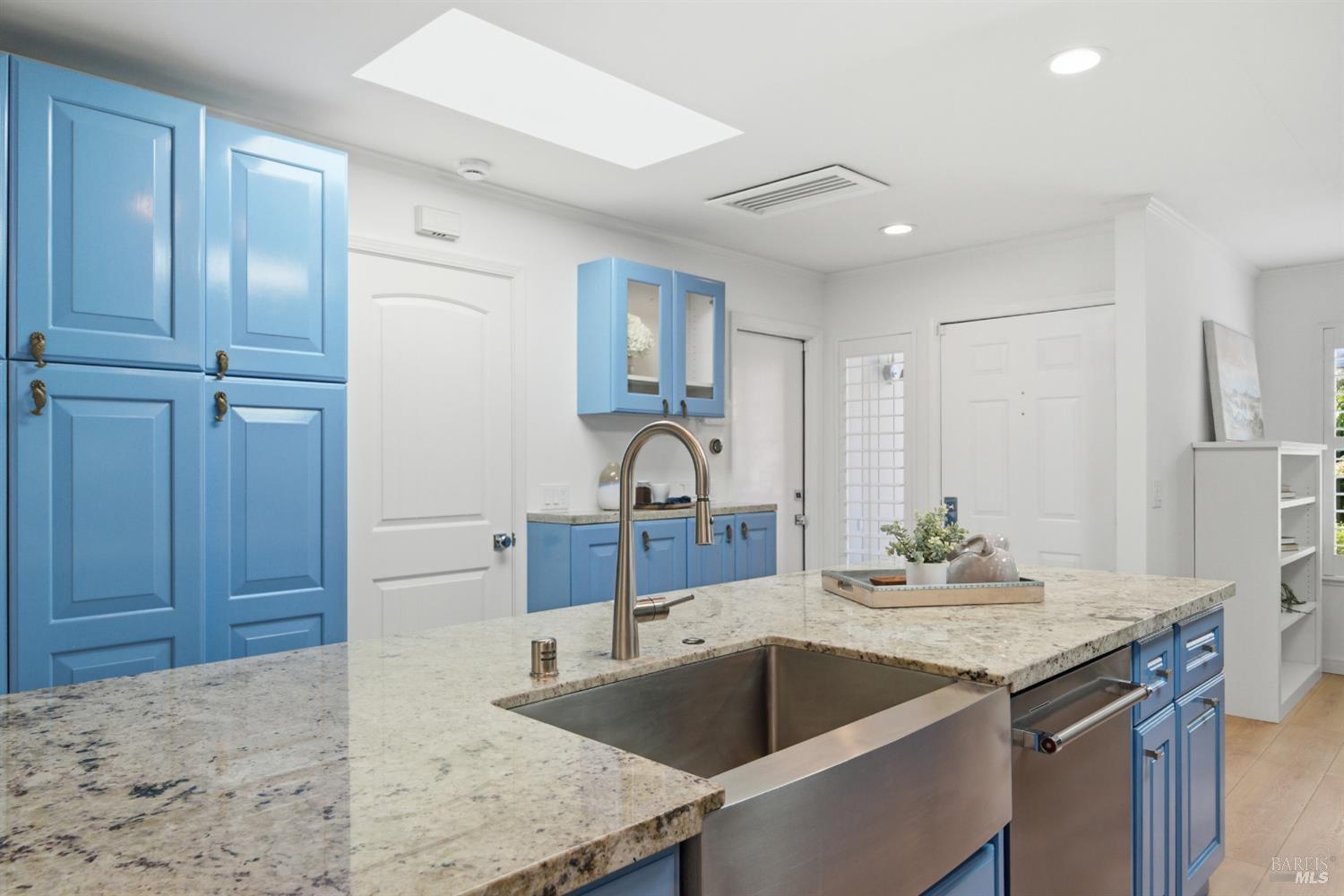 Detail Gallery Image 6 of 45 For 533 Carnation Ct, Sonoma,  CA 95476 - 2 Beds | 2 Baths