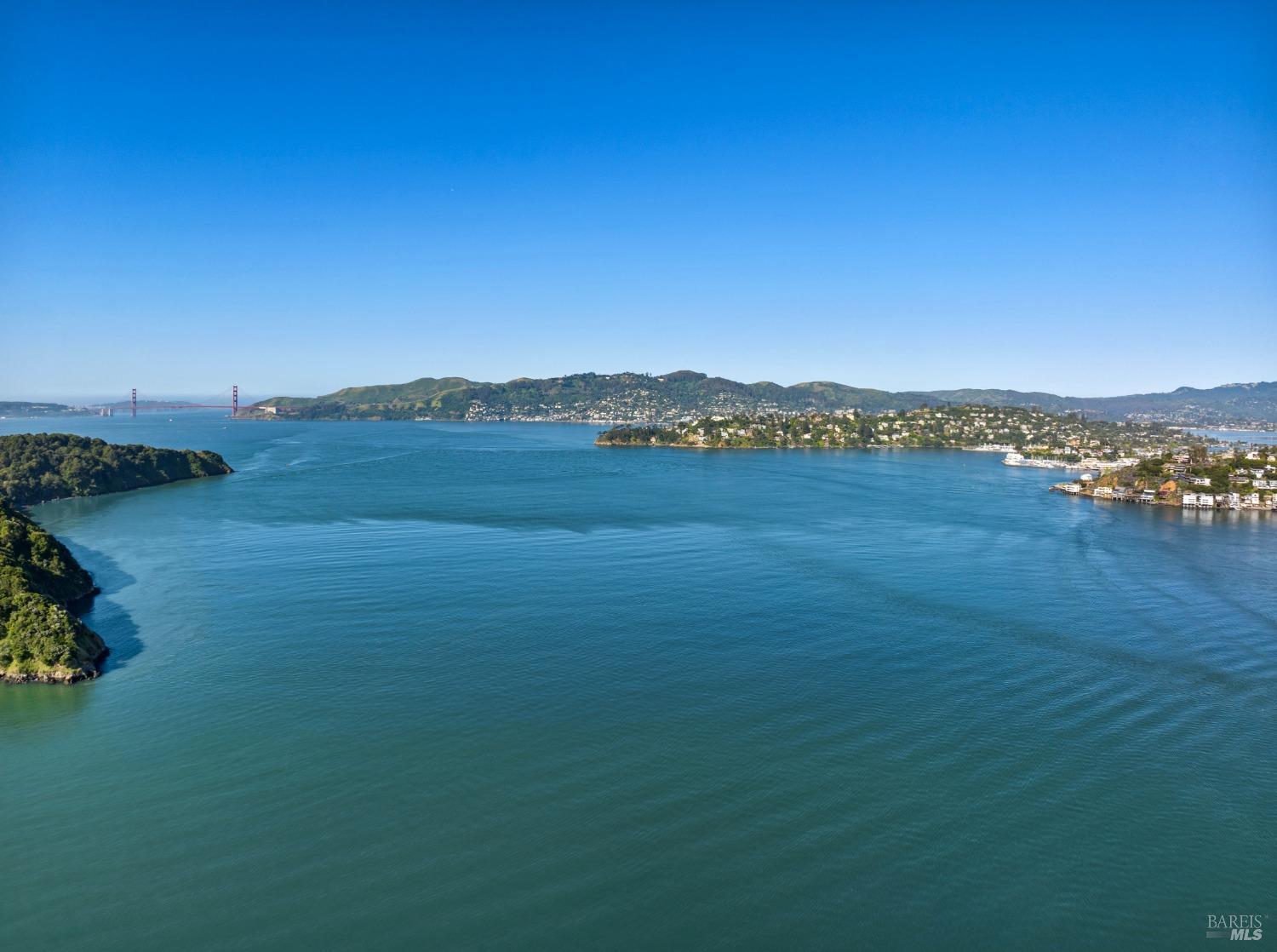 Detail Gallery Image 33 of 56 For 2002 Paradise Dr, Tiburon,  CA 94920 - – Beds | – Baths