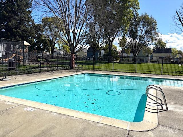 Detail Gallery Image 25 of 30 For 8312 Windmill Farms Dr, Cotati,  CA 94931 - 2 Beds | 1/1 Baths