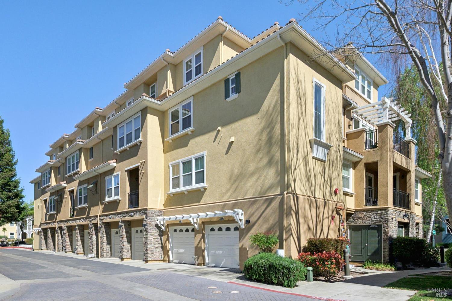 Detail Gallery Image 42 of 43 For 4302 Keegan St, Dublin,  CA 94568 - 3 Beds | 3 Baths