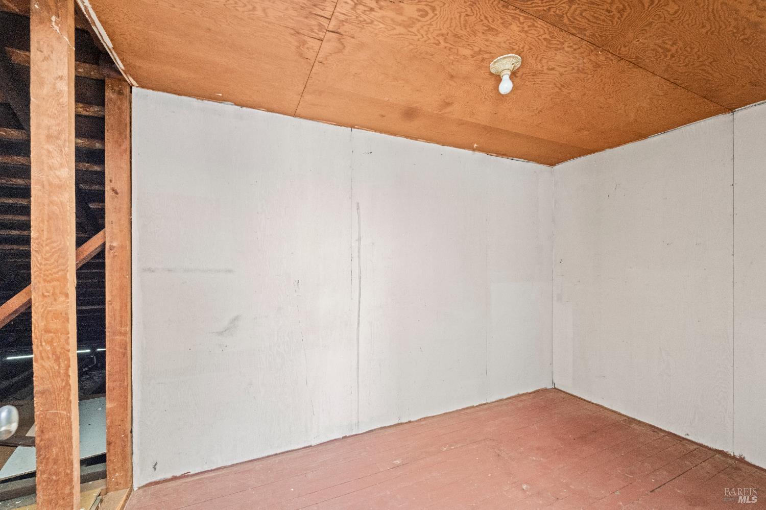 Detail Gallery Image 24 of 31 For 191 E G St, Benicia,  CA 94510 - 4 Beds | 1 Baths