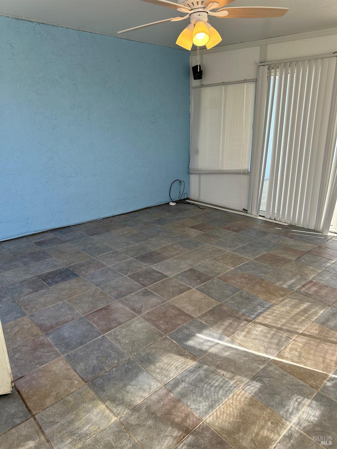 Detail Gallery Image 21 of 30 For 1001 Jack London Dr, Vallejo,  CA 94589 - 3 Beds | 1 Baths