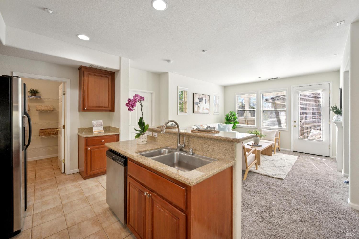 Detail Gallery Image 15 of 43 For 4302 Keegan St, Dublin,  CA 94568 - 3 Beds | 3 Baths