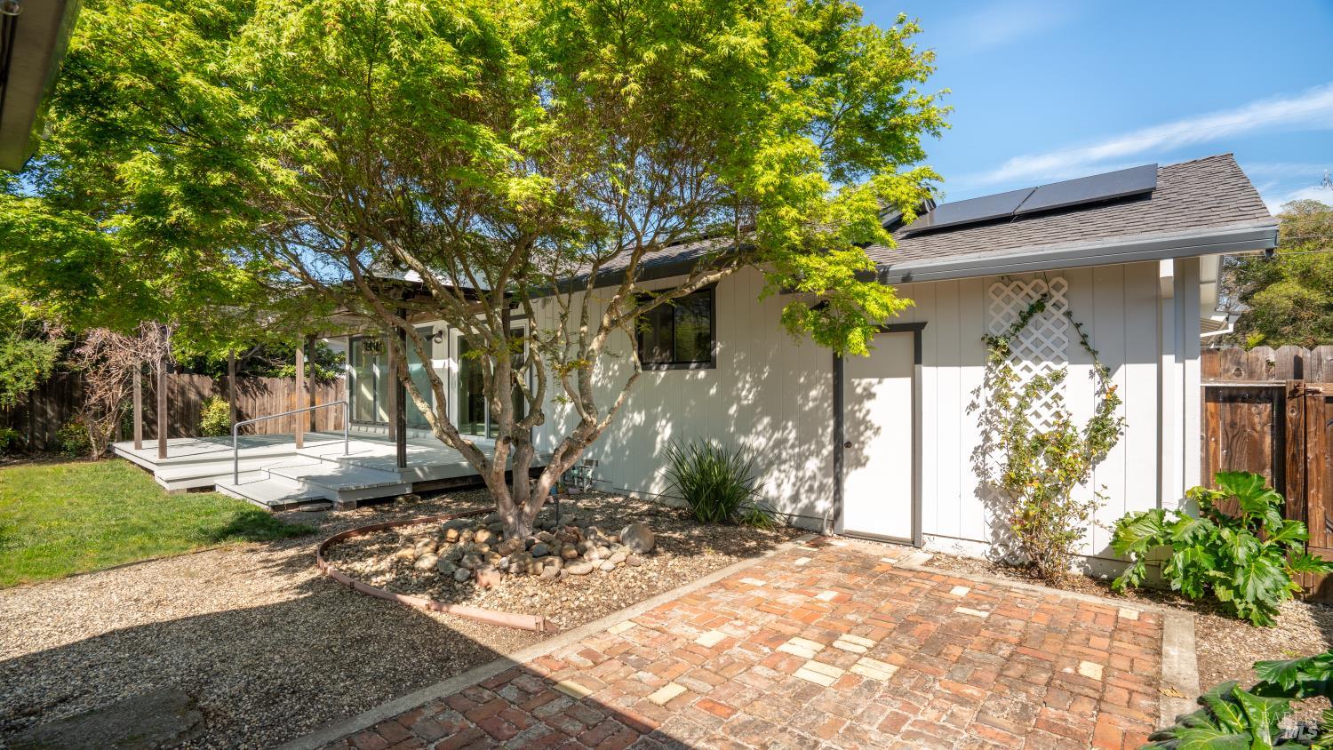 Detail Gallery Image 32 of 40 For 753 Nebraska Dr, Santa Rosa,  CA 95405 - 3 Beds | 2 Baths