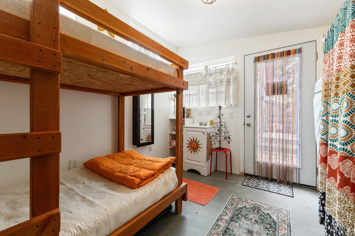 Detail Gallery Image 20 of 20 For 821 Prince Ave, Healdsburg,  CA 95448 - 3 Beds | 3/1 Baths