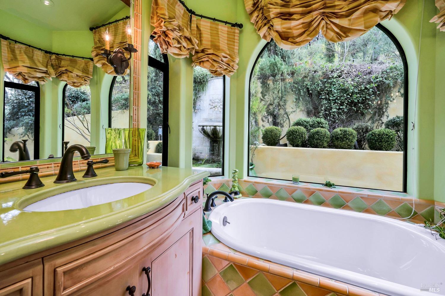 Detail Gallery Image 41 of 84 For 2395 Pickett Rd, Calistoga,  CA 94515 - 3 Beds | 3/2 Baths