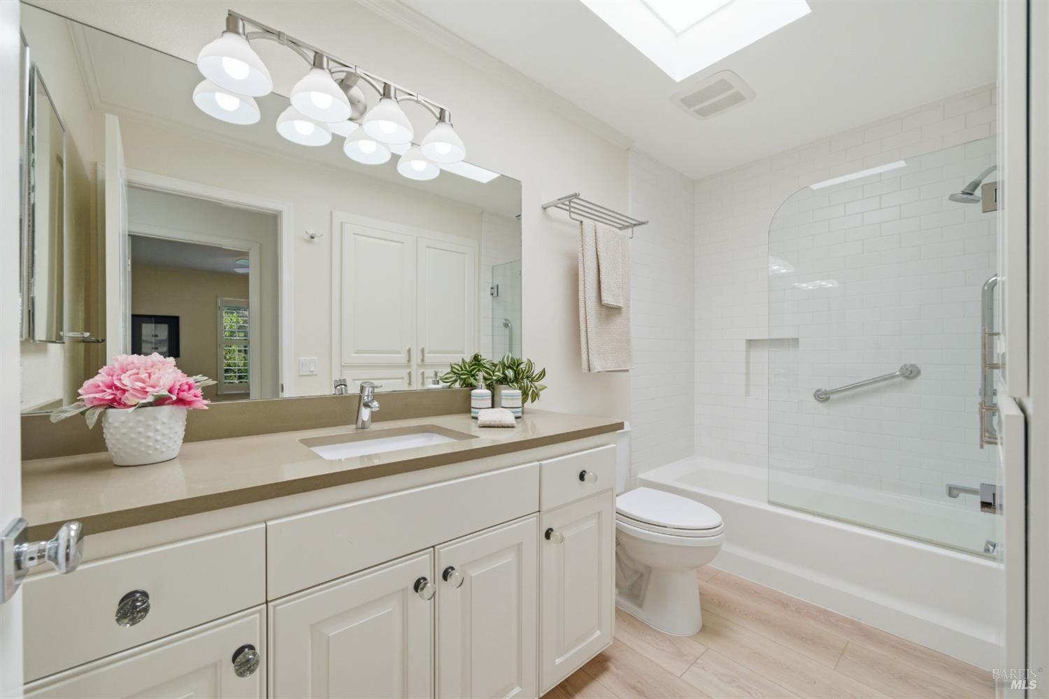 Detail Gallery Image 29 of 45 For 533 Carnation Ct, Sonoma,  CA 95476 - 2 Beds | 2 Baths