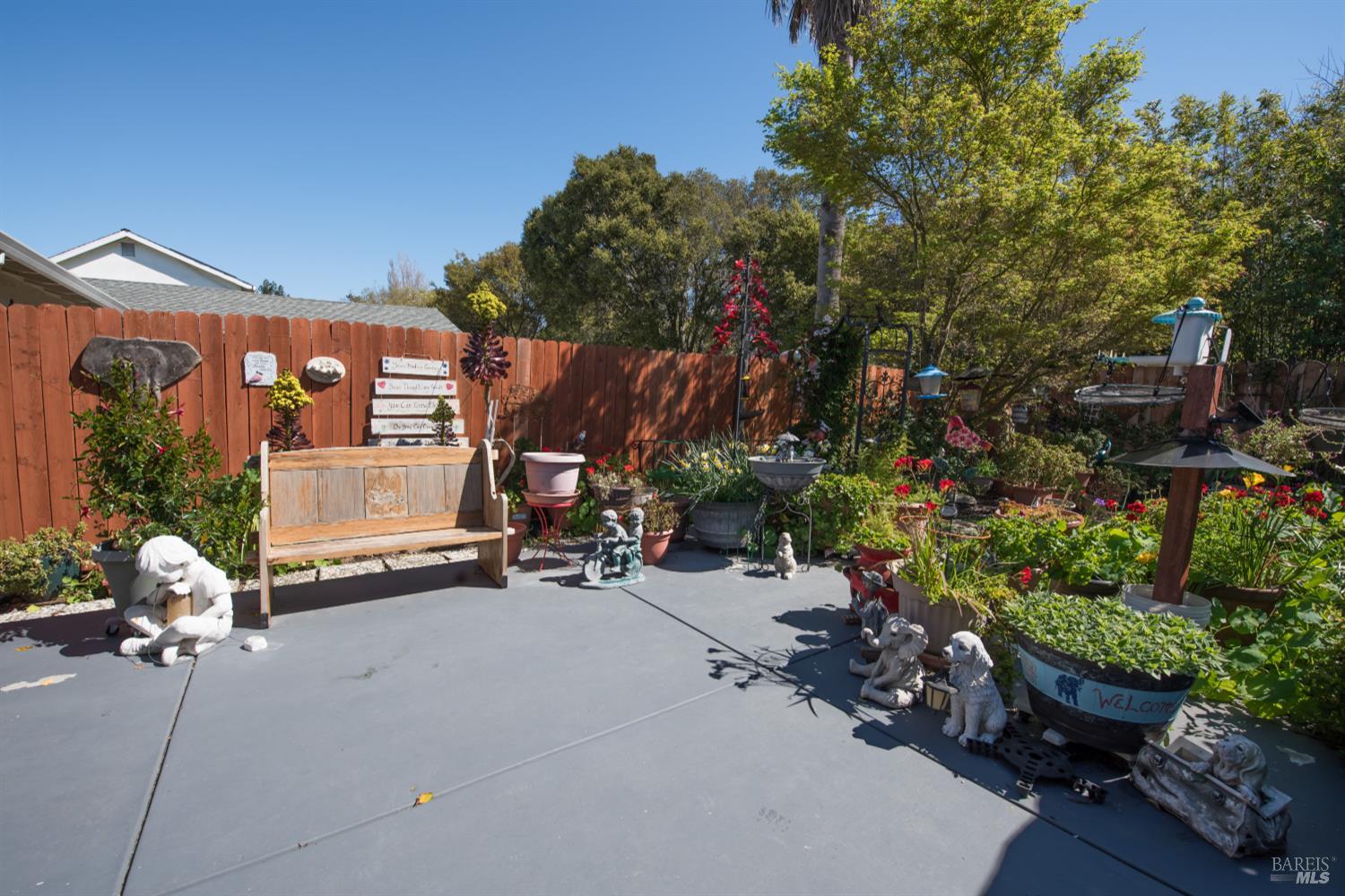 Detail Gallery Image 27 of 32 For 1642 Lauren Dr, Petaluma,  CA 94954 - 4 Beds | 2 Baths