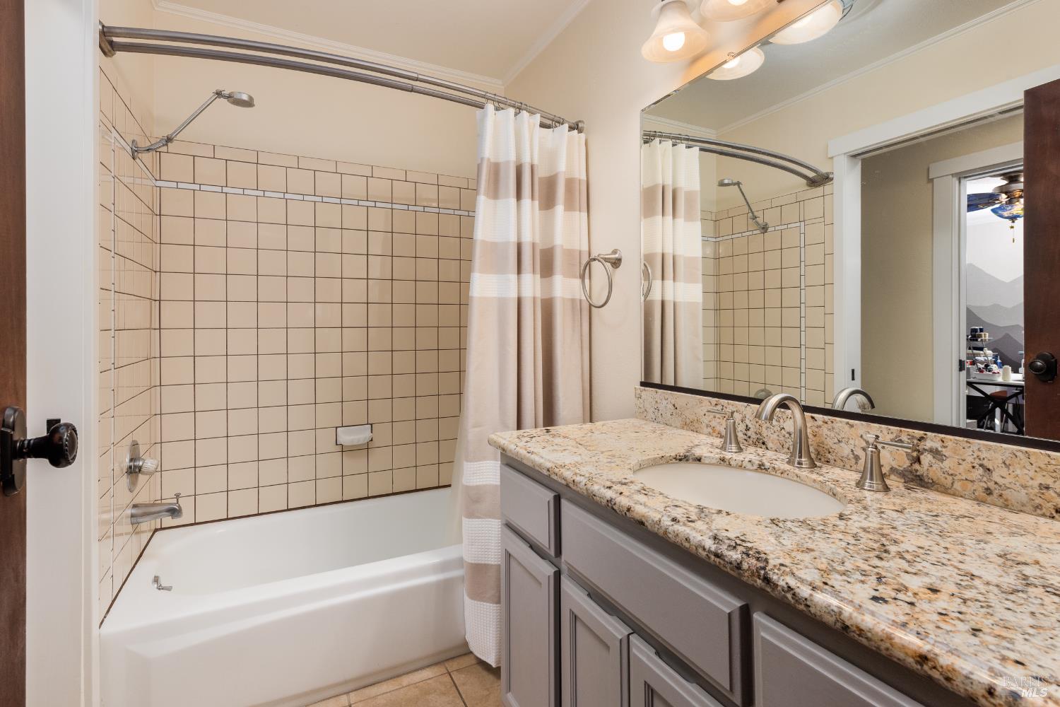 Detail Gallery Image 22 of 31 For 200 Alderbrook Dr, Santa Rosa,  CA 95405 - 4 Beds | 3/1 Baths