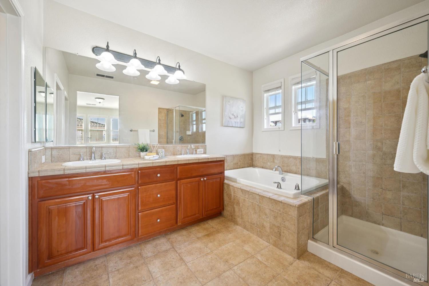 Detail Gallery Image 26 of 43 For 4302 Keegan St, Dublin,  CA 94568 - 3 Beds | 3 Baths